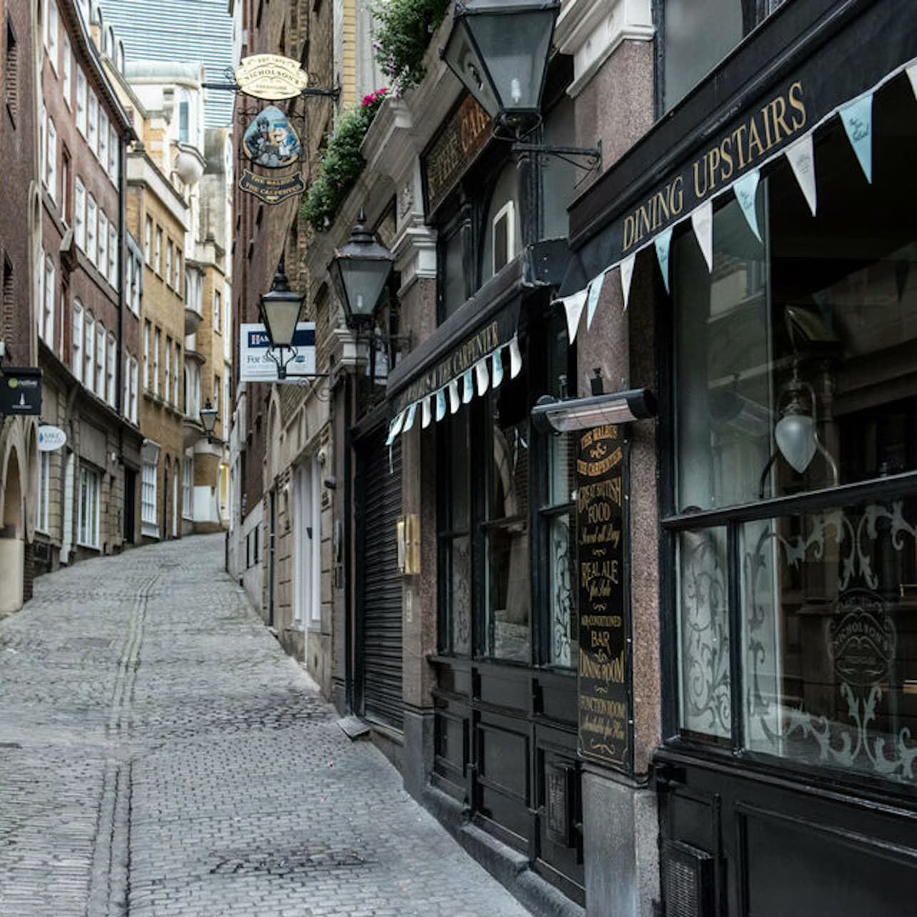 London: Harry Potter Film Sites Tour + London Eye Entry