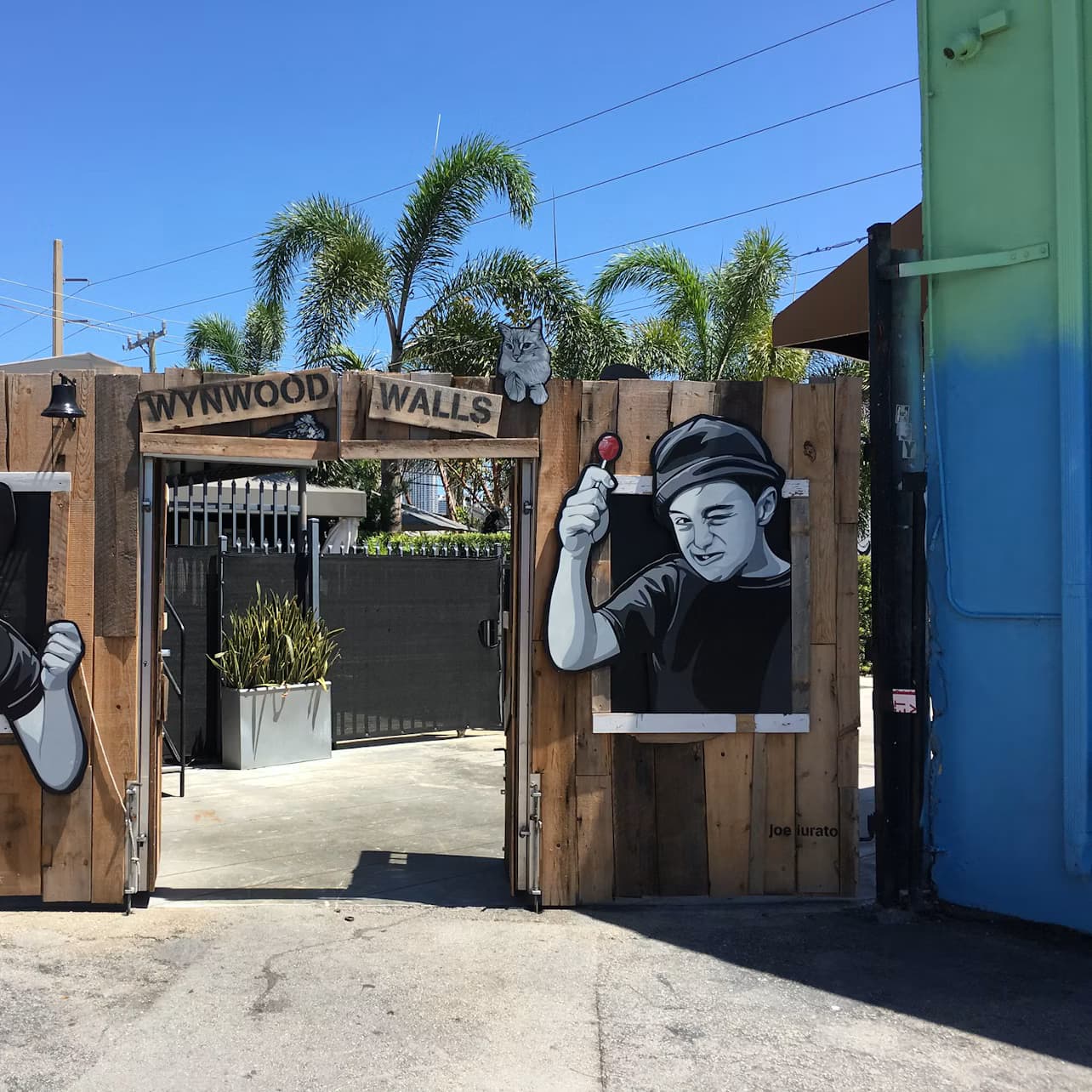 Wynwood Walls: General Admission + Freestyle Street Art Experience