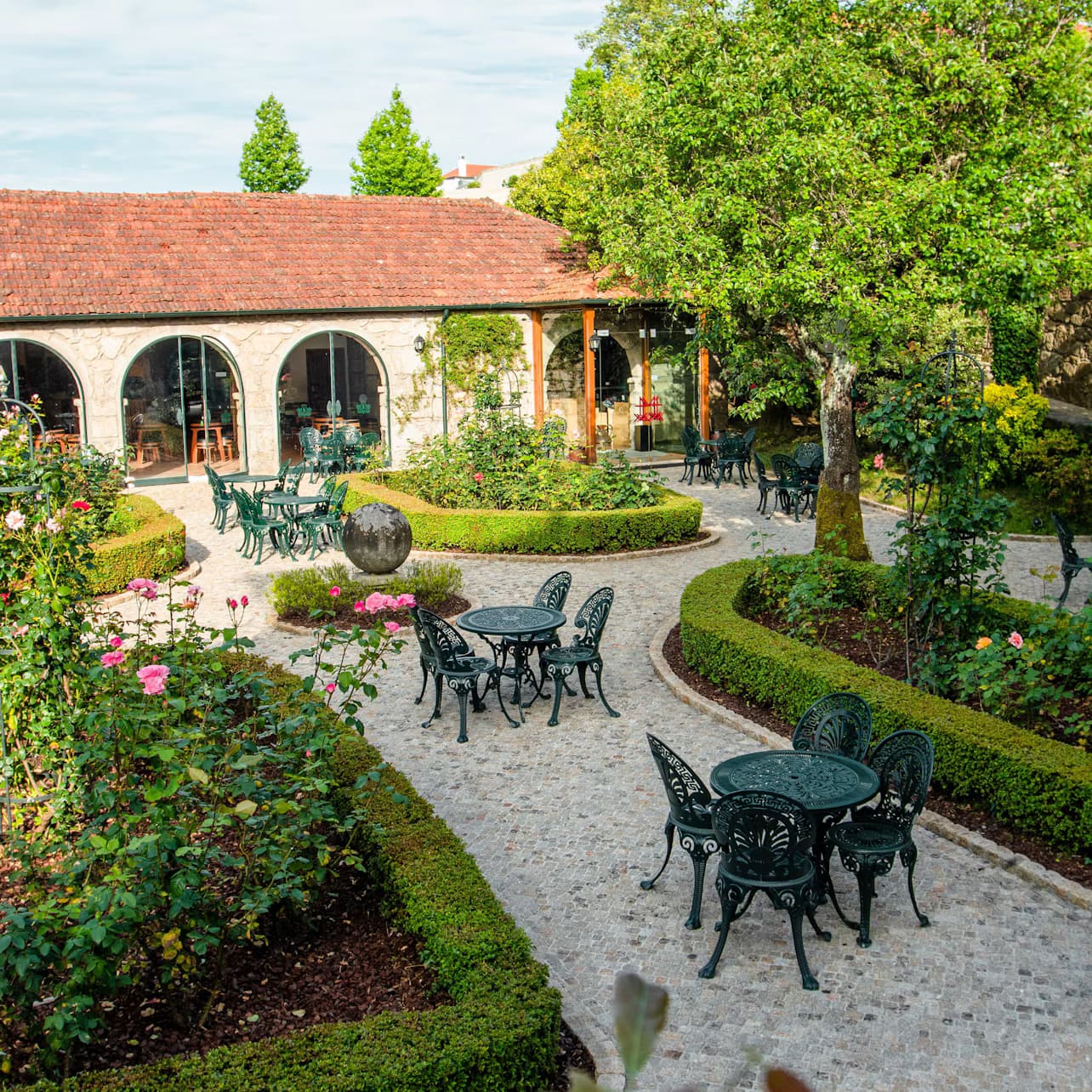 Taylor's Port Wine Cellar: Self-Guided Tour + Tasting