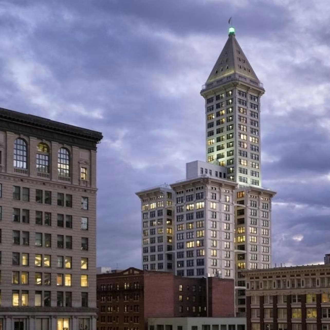 Smith Tower Observatory: Entry Ticket + Self-Guided Tour