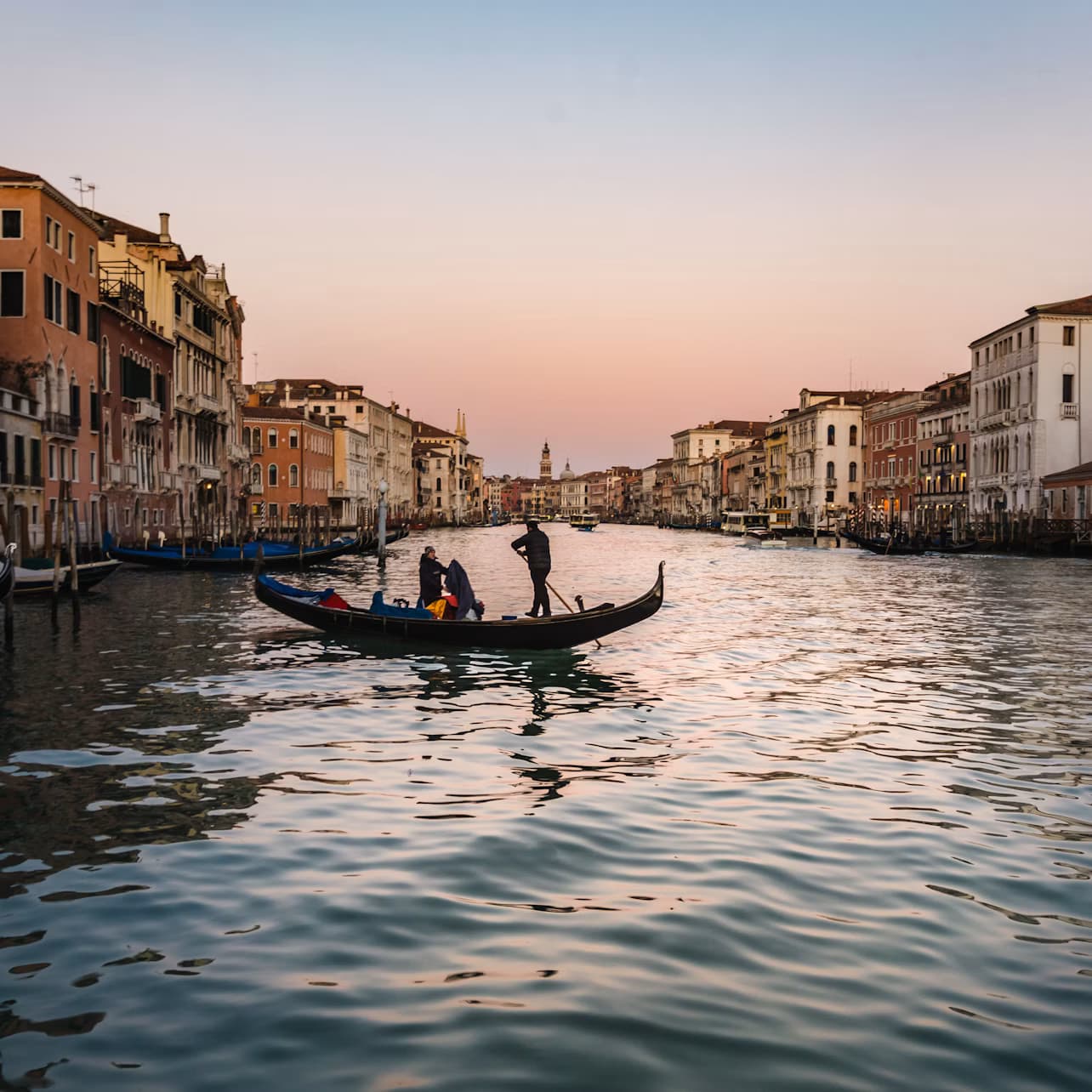 Venice: Classic Gondola Ride