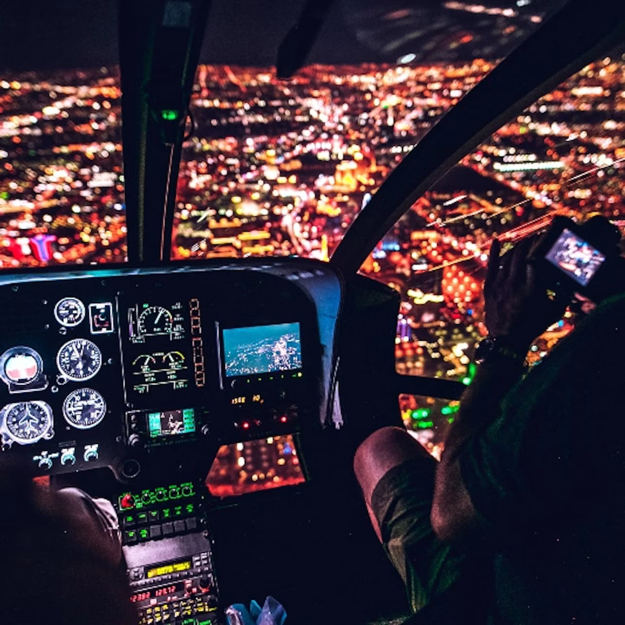 Las Vegas Strip: Helicopter Night Flight Tour