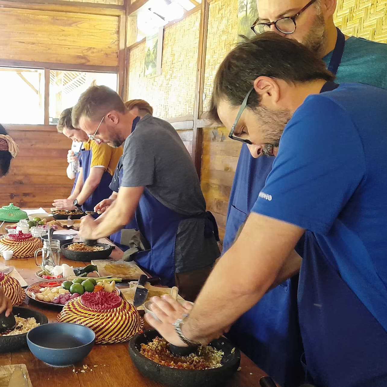 Bali: Hands-On Night Cooking Experience
