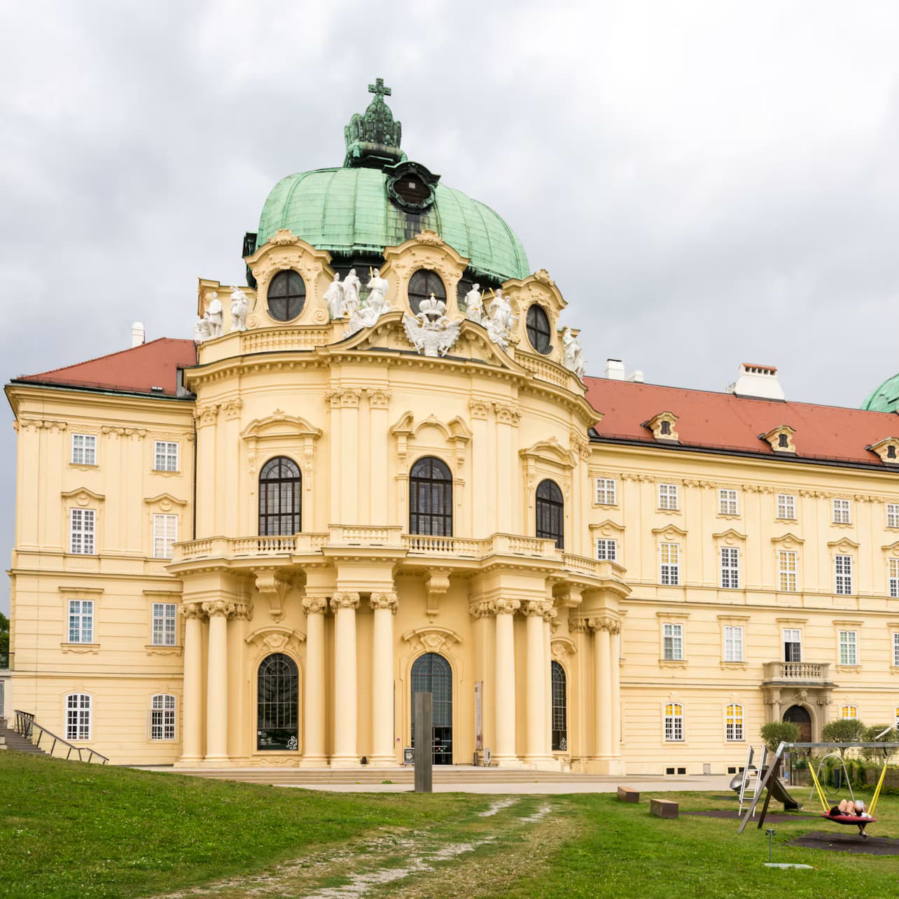 Klosterneuburg Abbey: Day Ticket + Guided Tours
