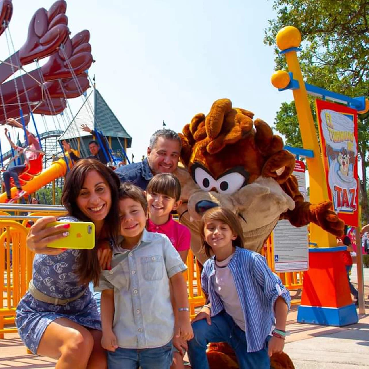 Six Flags Mexico: Day Pass
