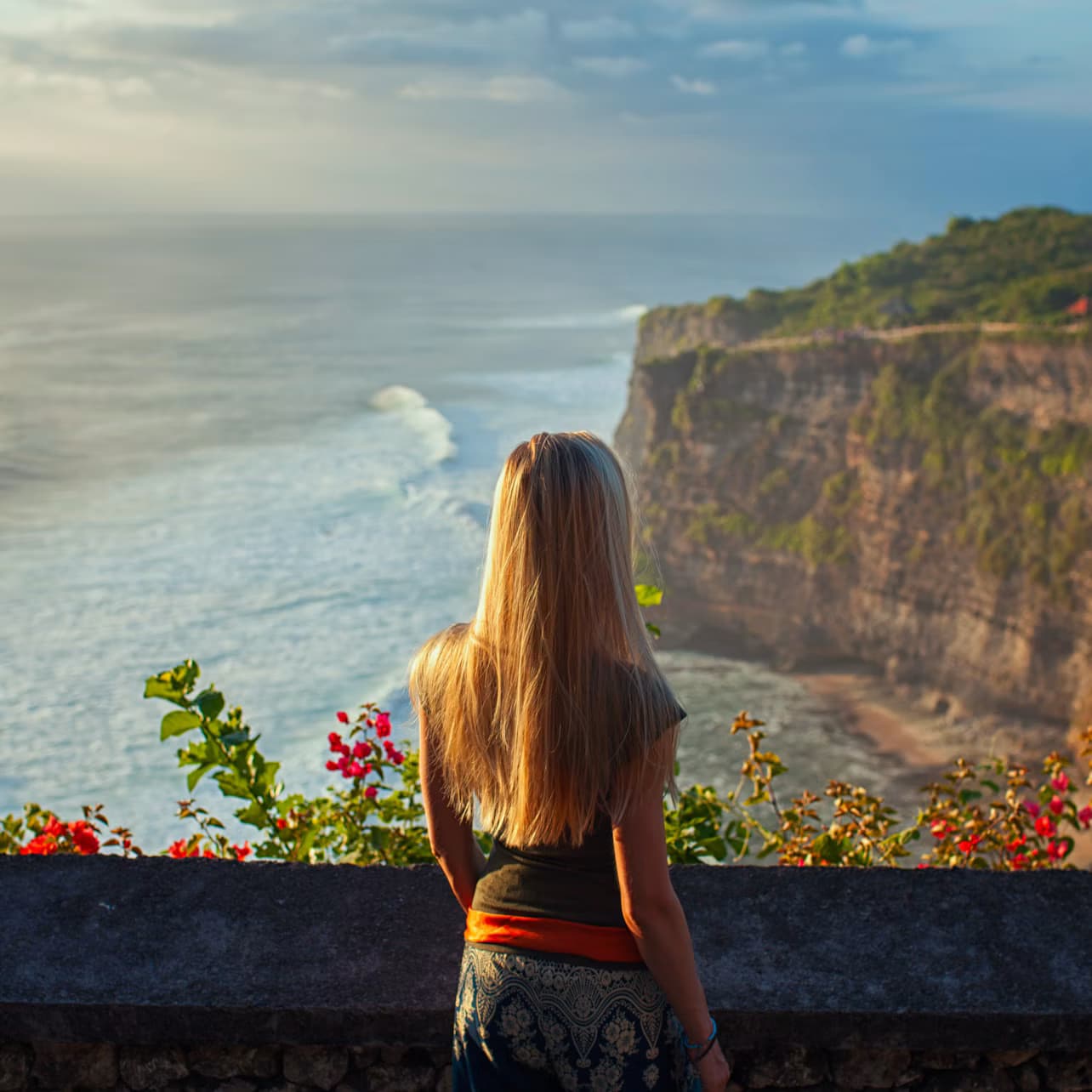 Tanah Lot Temple & Ubud: Full-Day Guided Tour + Roundtrip Transfer