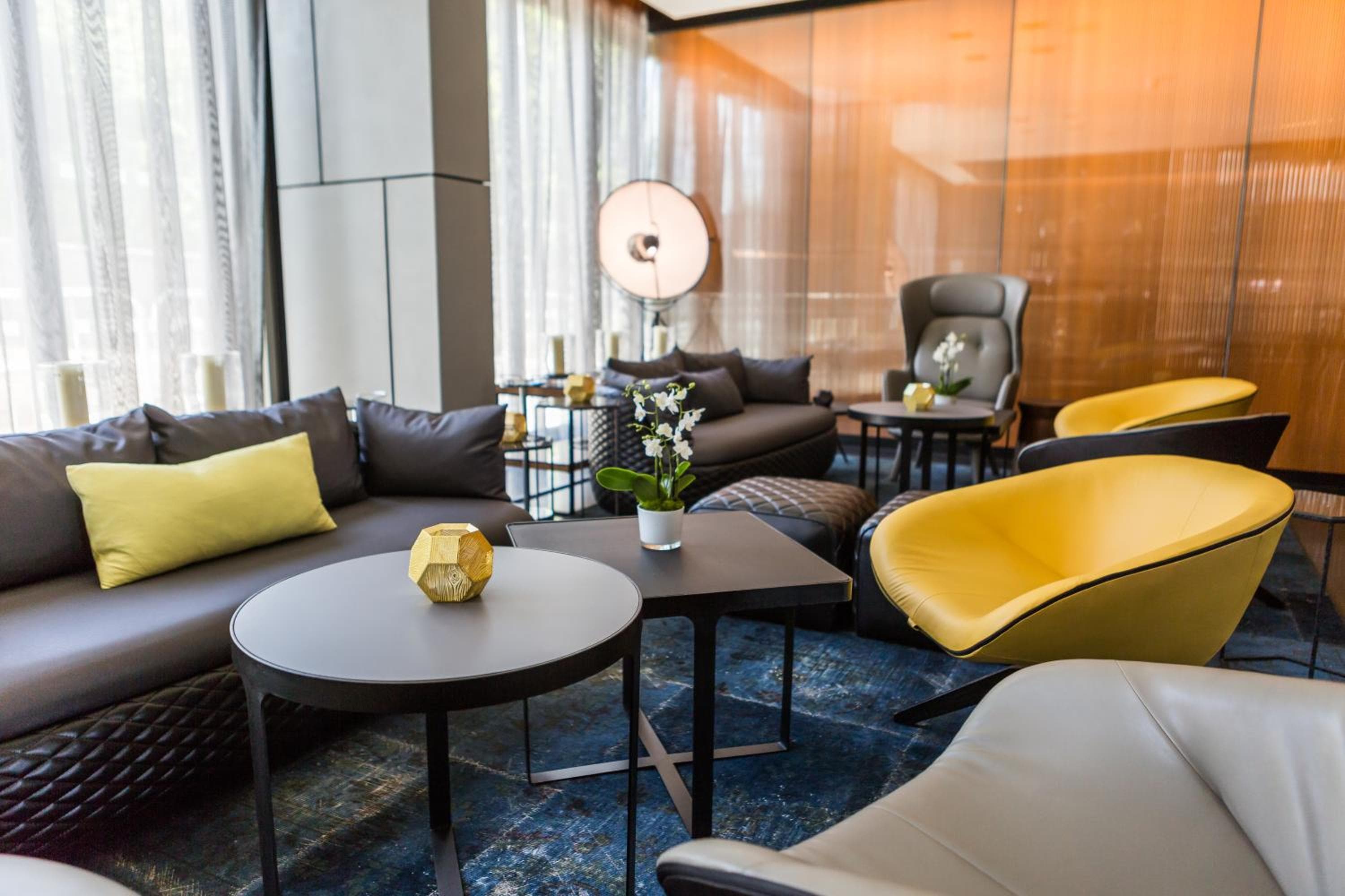 Park Plaza London, Park Royal: hotel reception