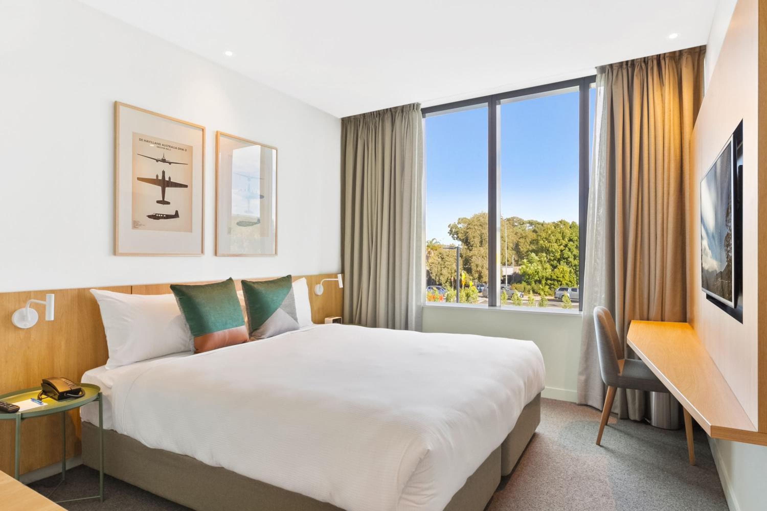 Mantra on Sydney Airport: hotel room