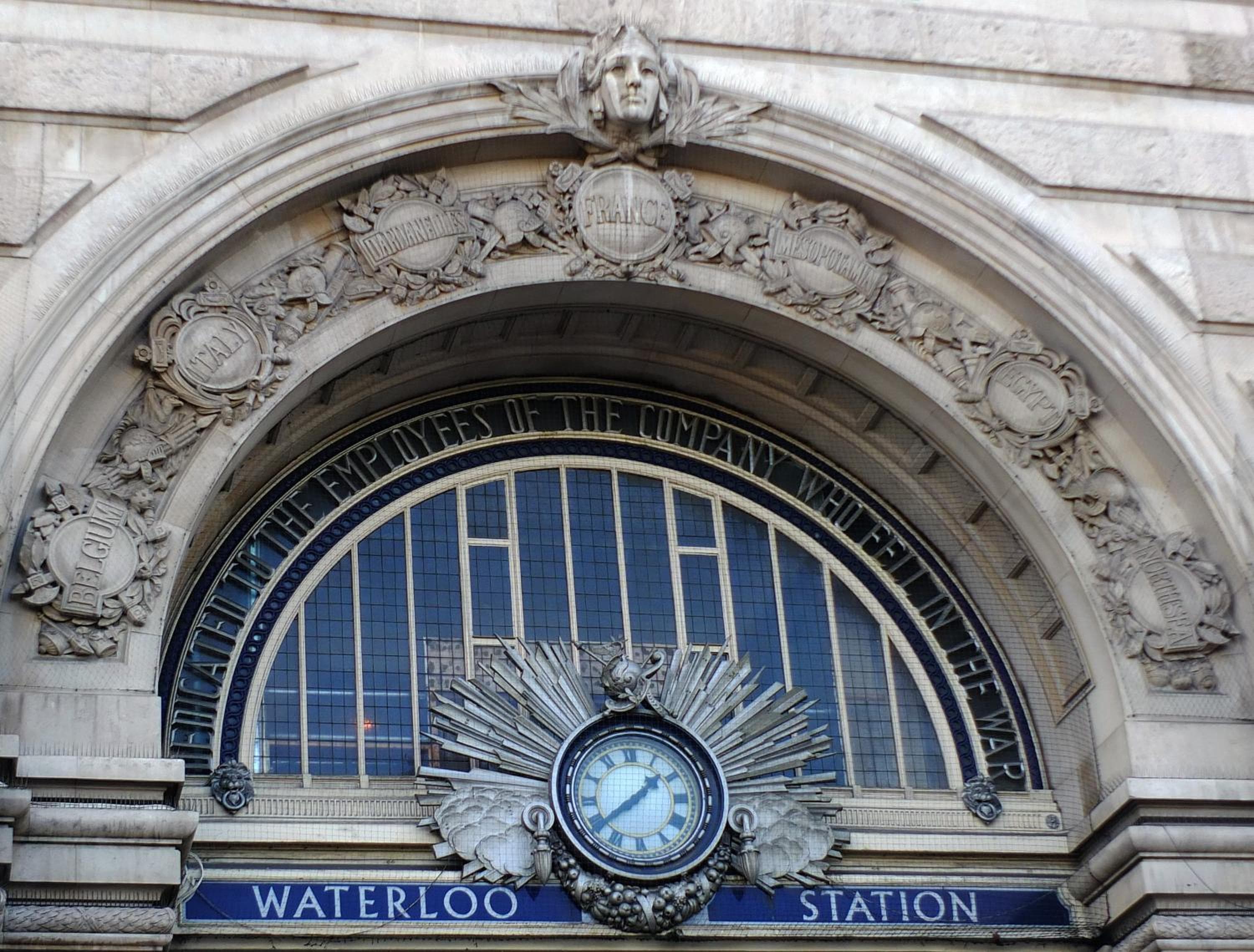 Marlin Waterloo: building
