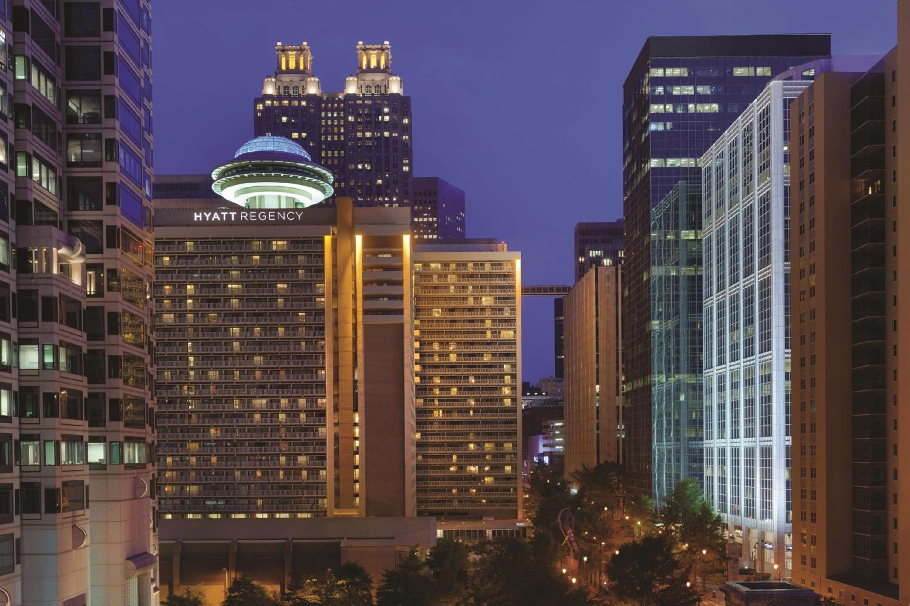 Hyatt Regency Atlanta: building