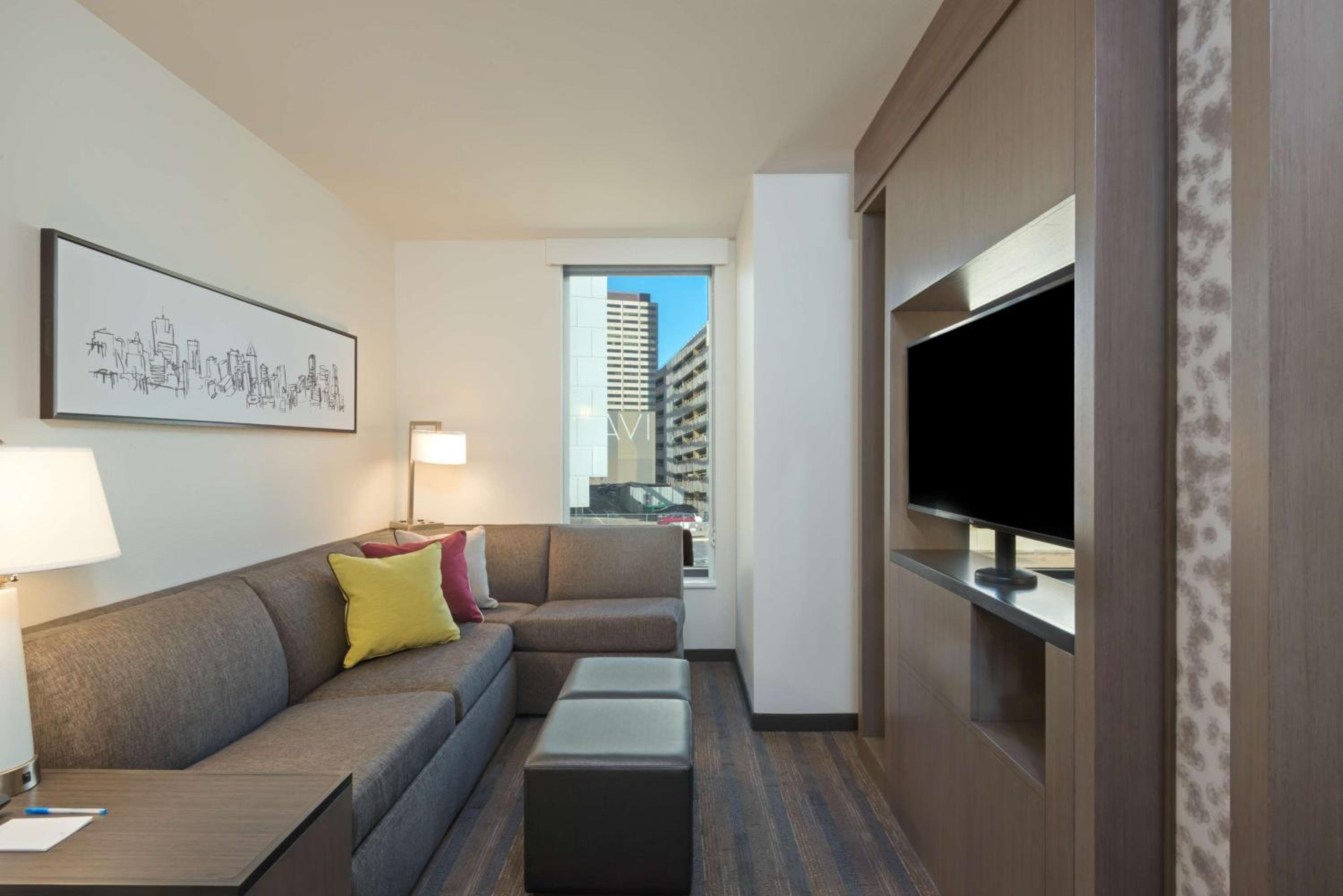 Hyatt House Denver Downtown