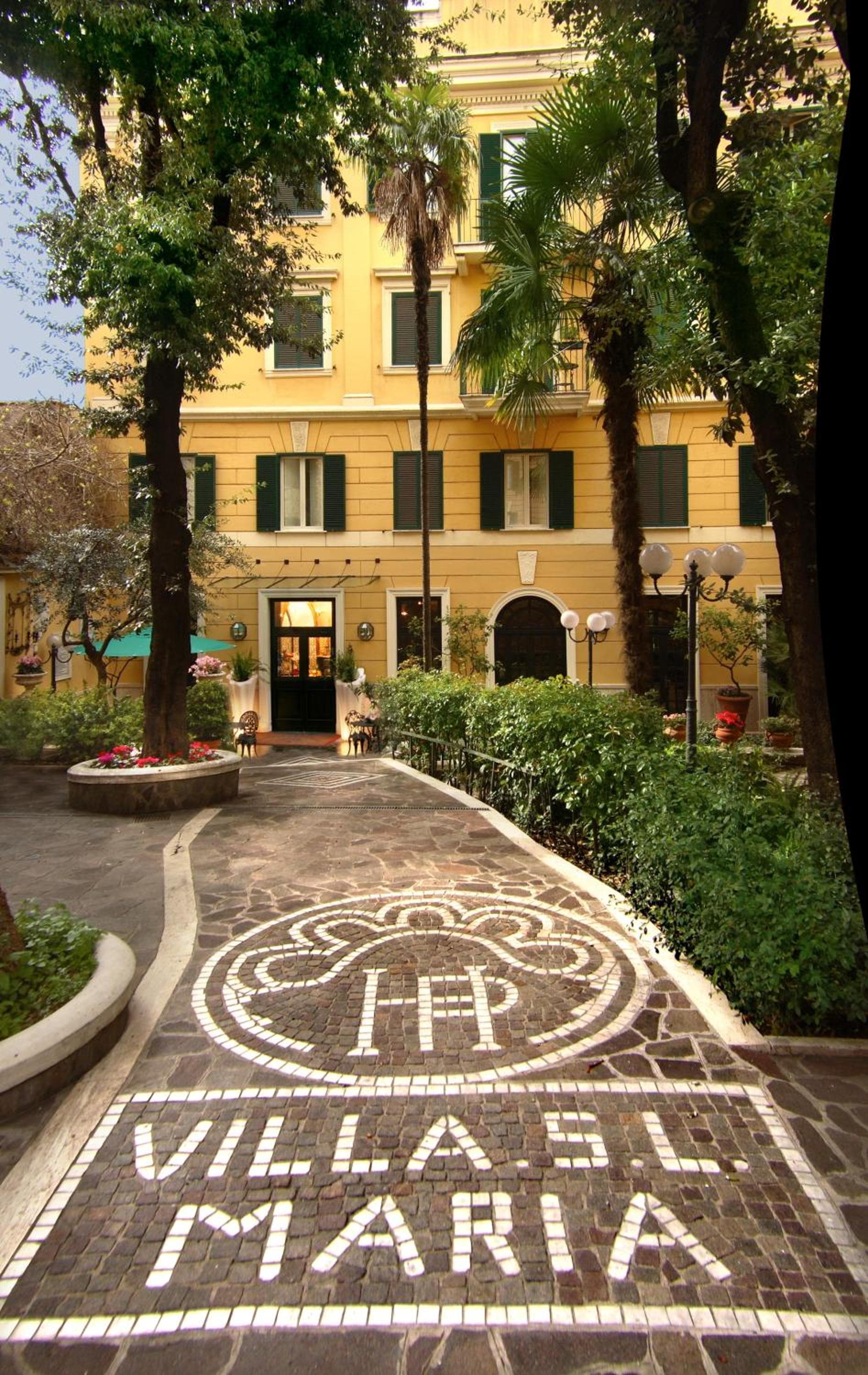 Hotel Villa San Lorenzo Maria: building