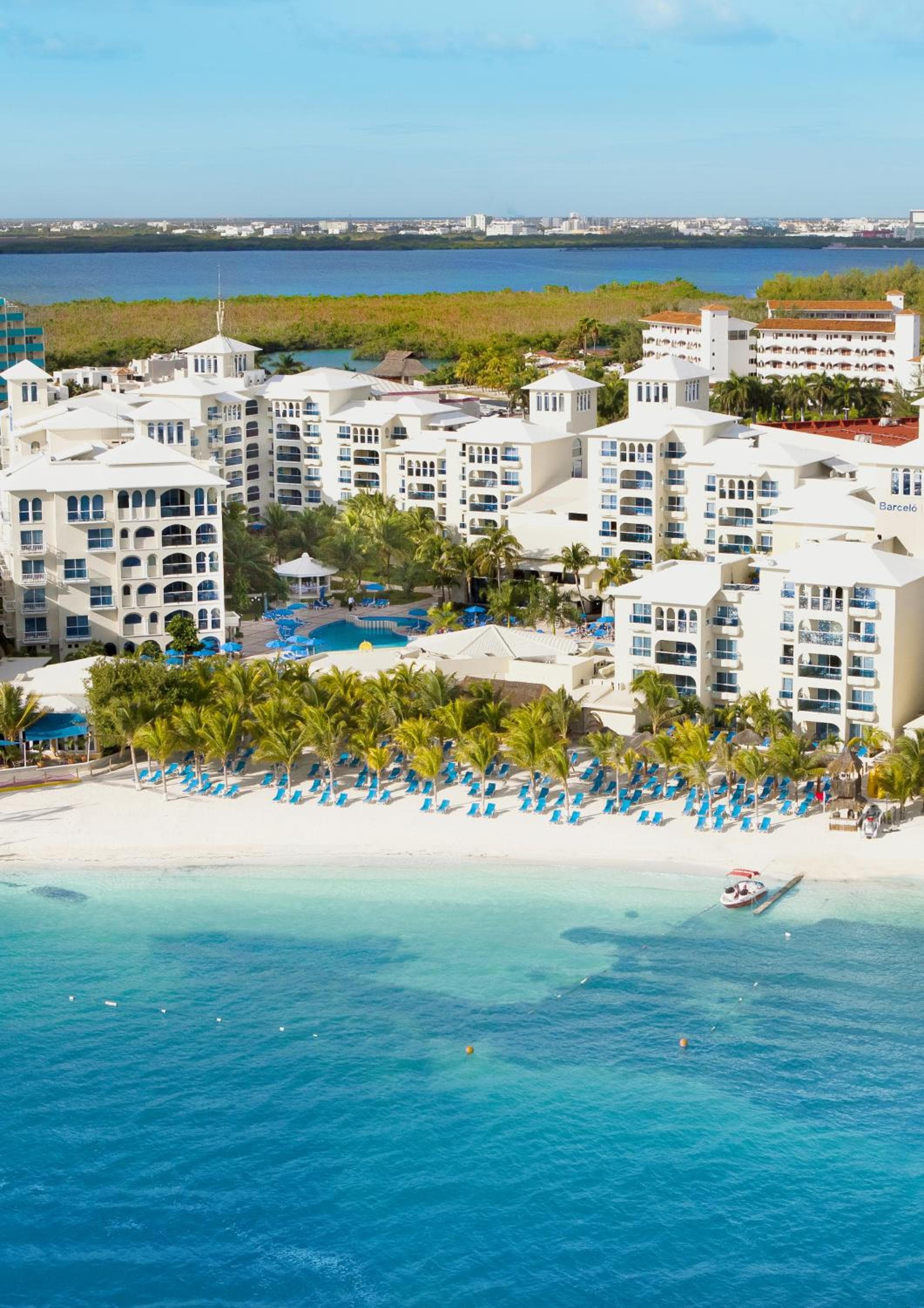 Occidental Costa Cancún - All Inclusive: building