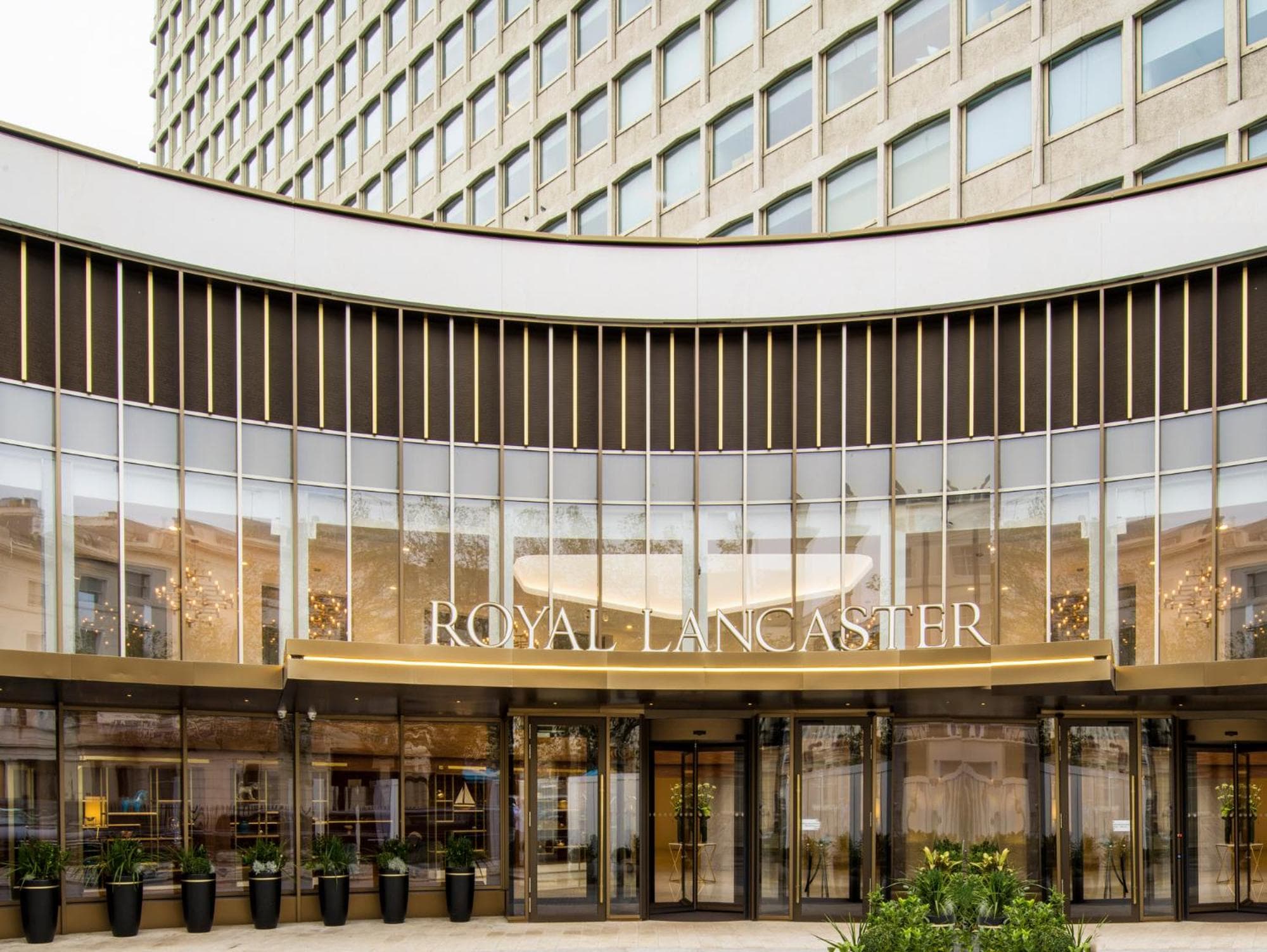 Royal Lancaster London: building