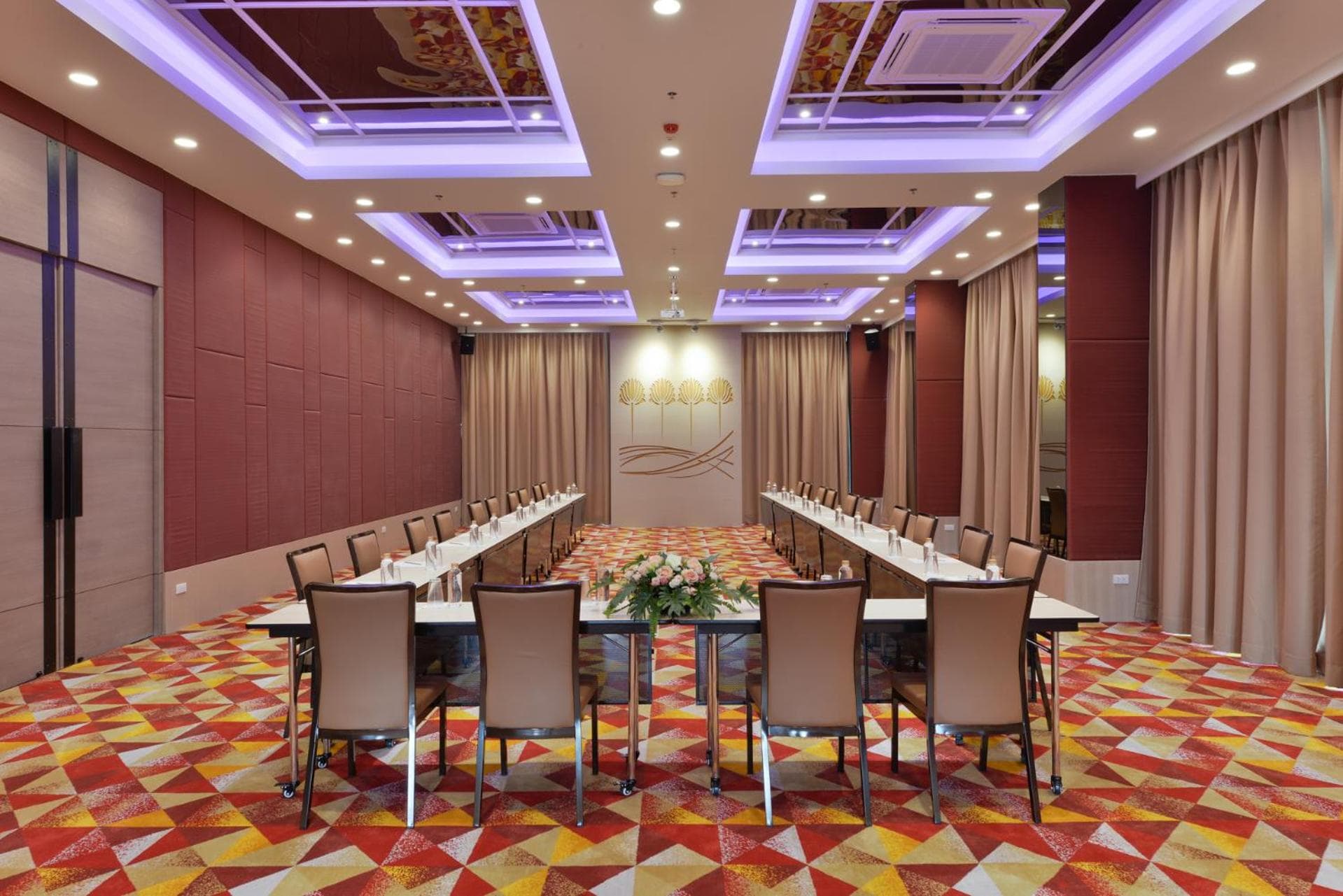 Le D'Tel Bangkok: meeting & event spaces