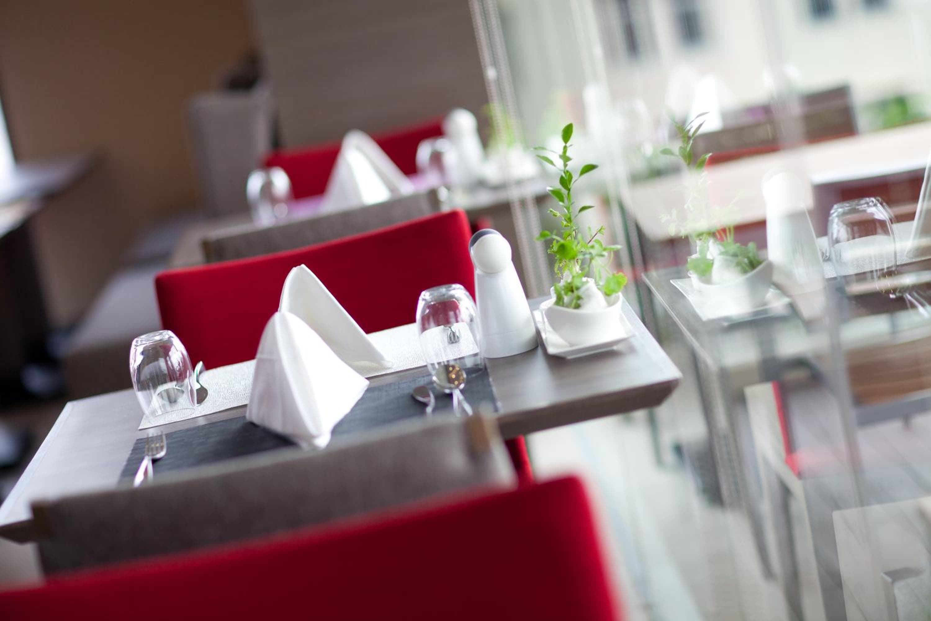 Mercure Bangkok Siam: dining