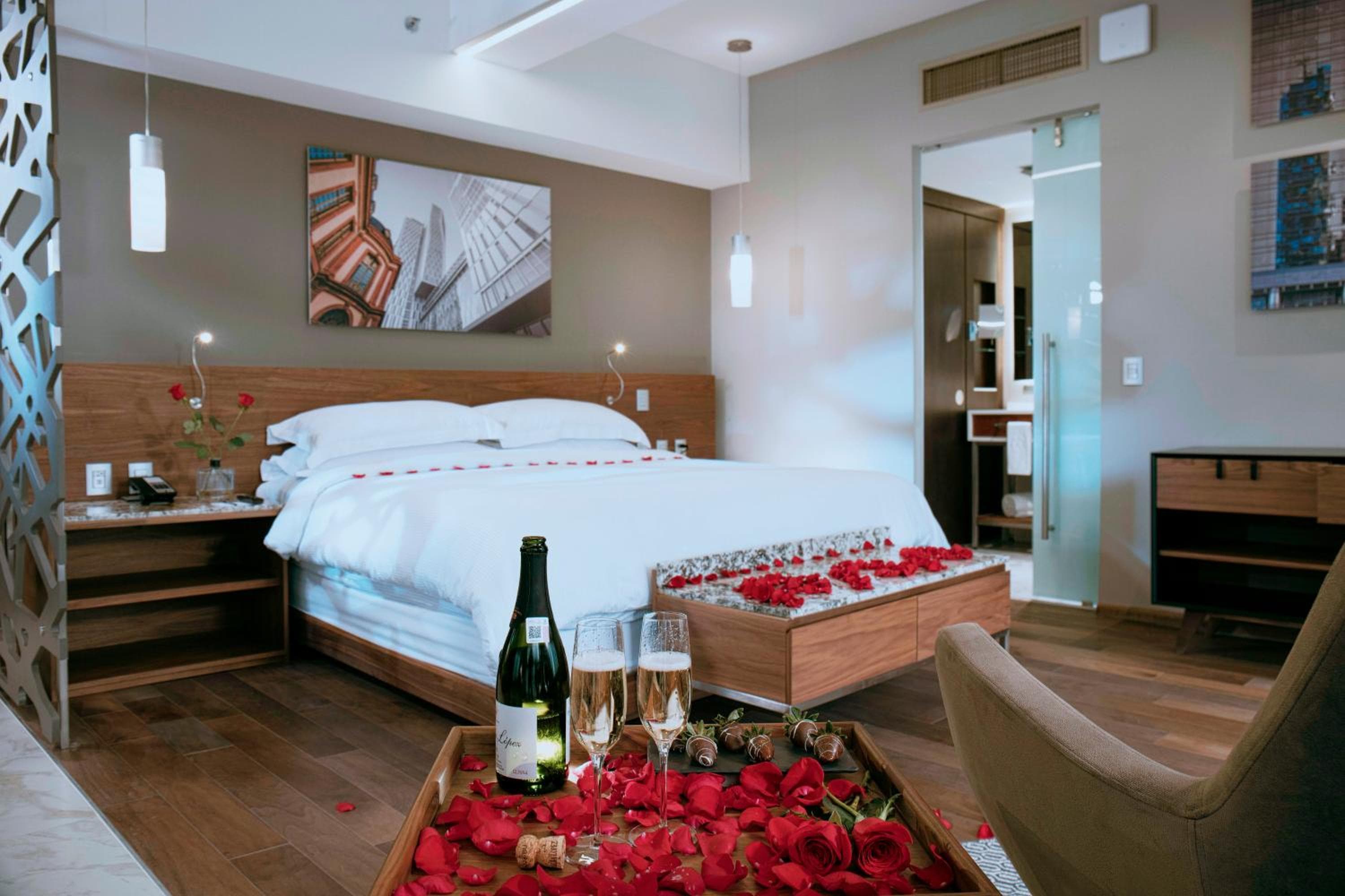 Krystal Grand Suites Insurgentes: hotel room