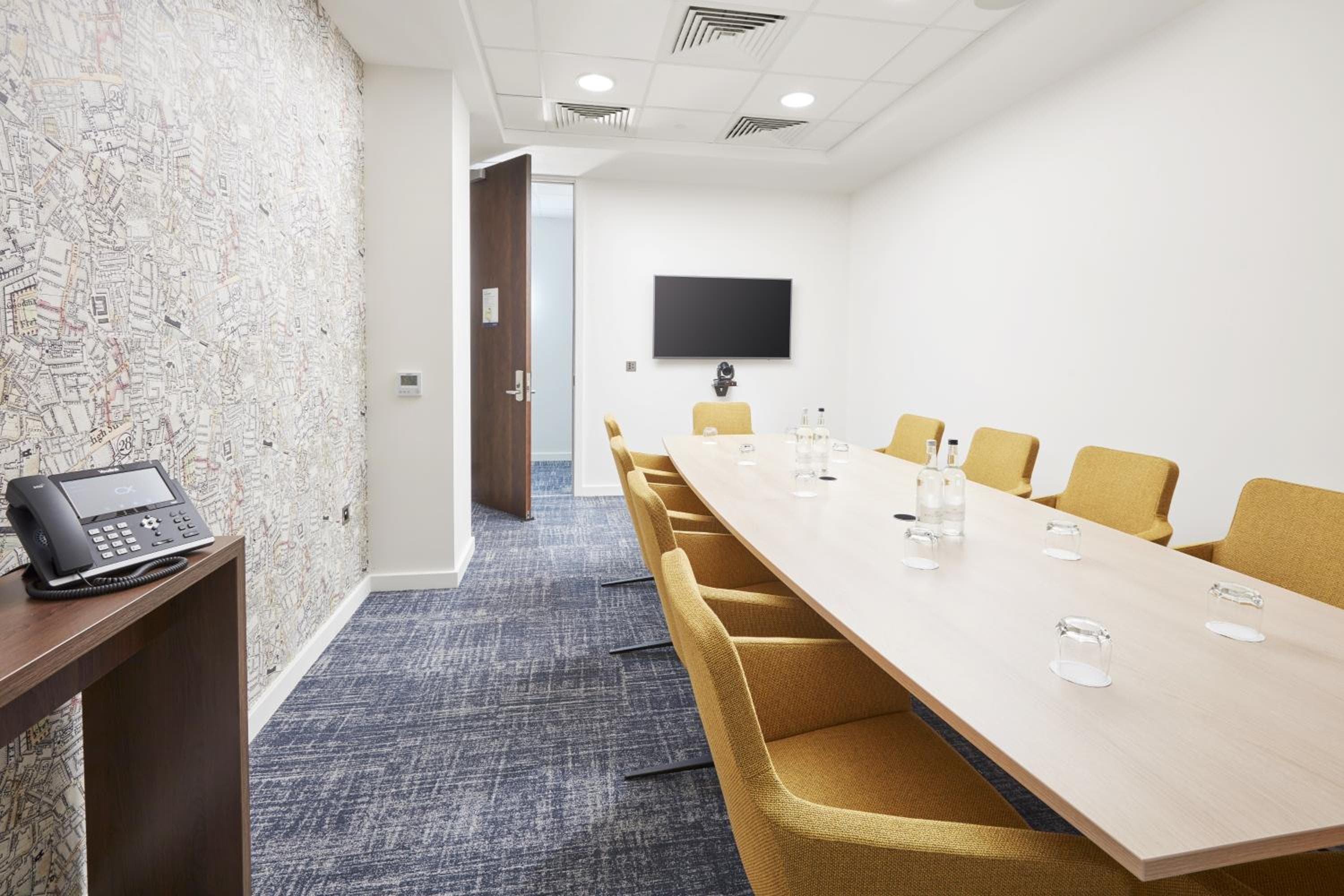 Marlin Waterloo: meeting room