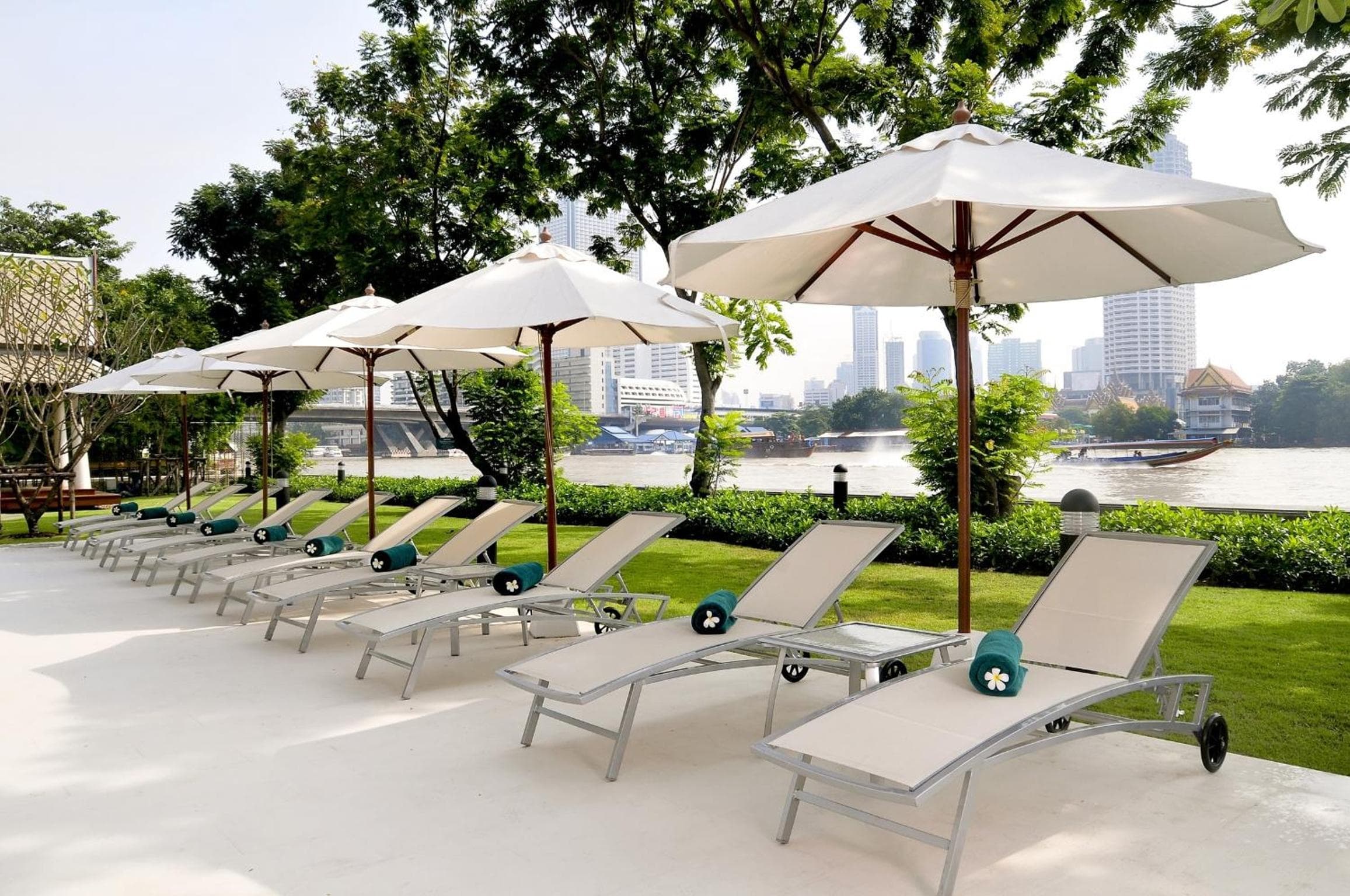 Ibis Bangkok Riverside