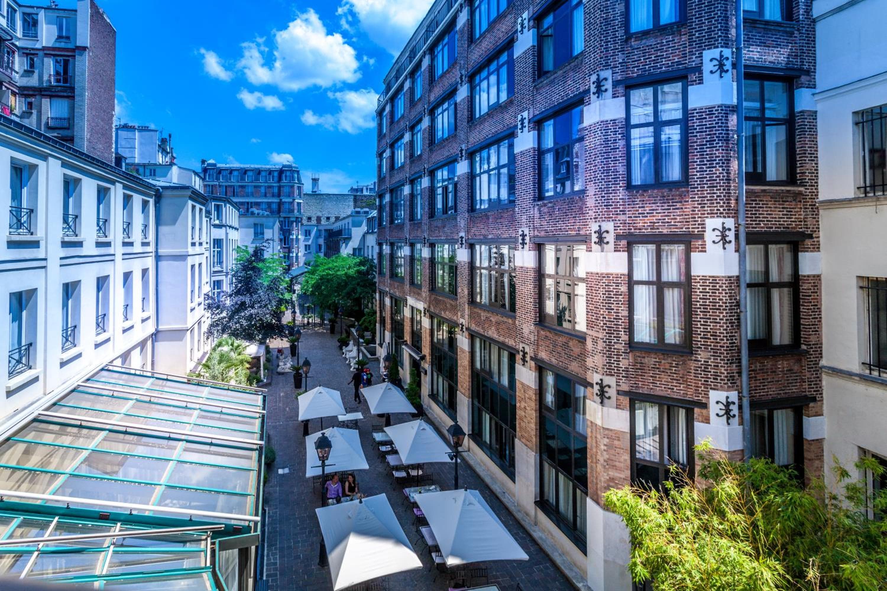 Les Jardins Du Marais: building