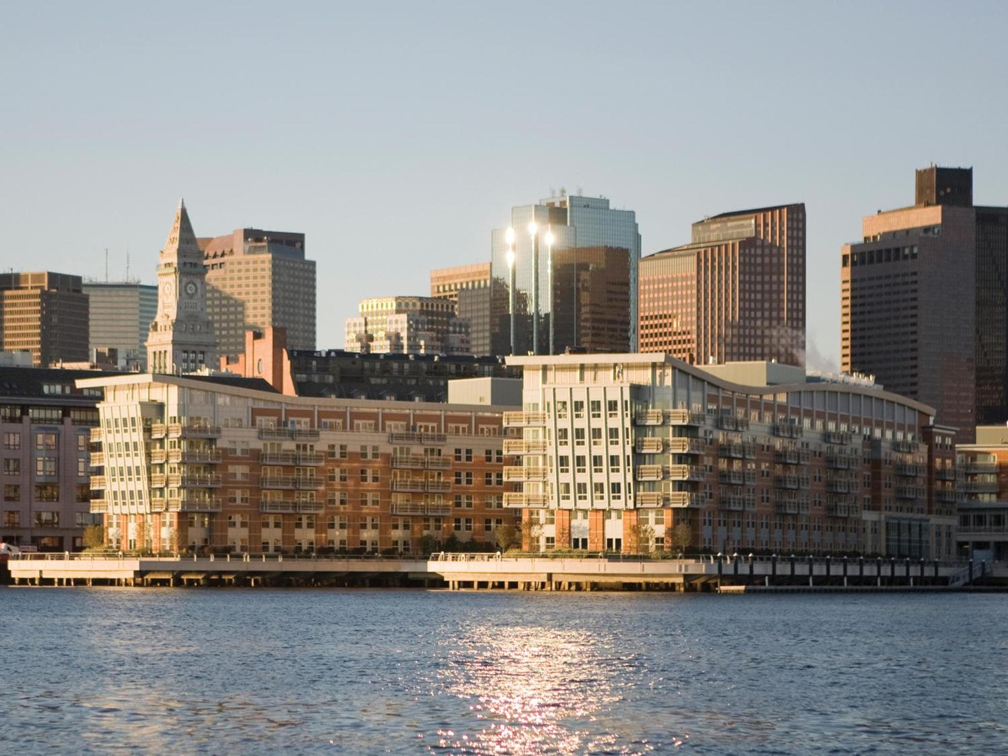 Battery Wharf Hotel, Boston Waterfront: building
