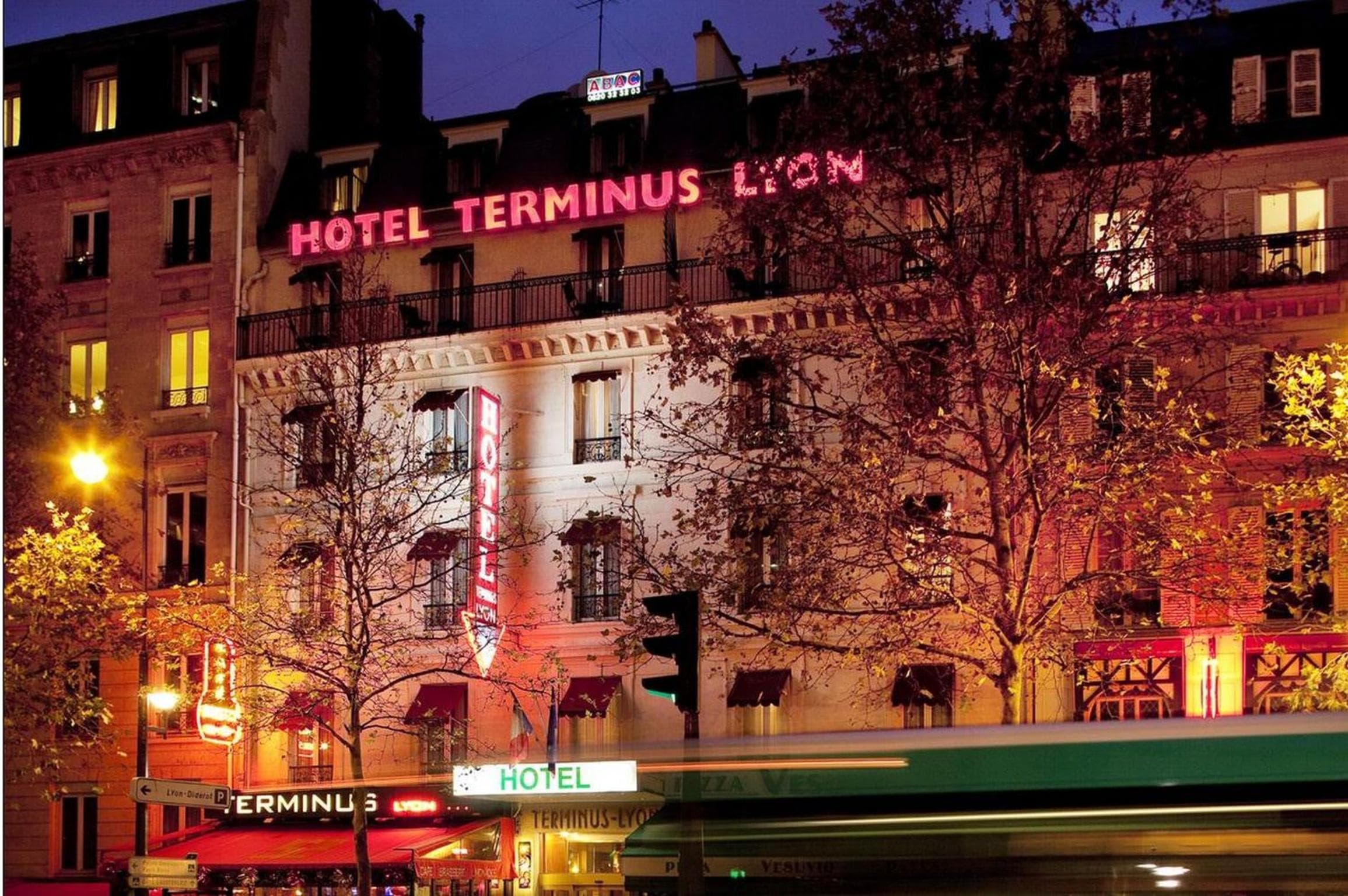 Hotel Terminus Lyon: building