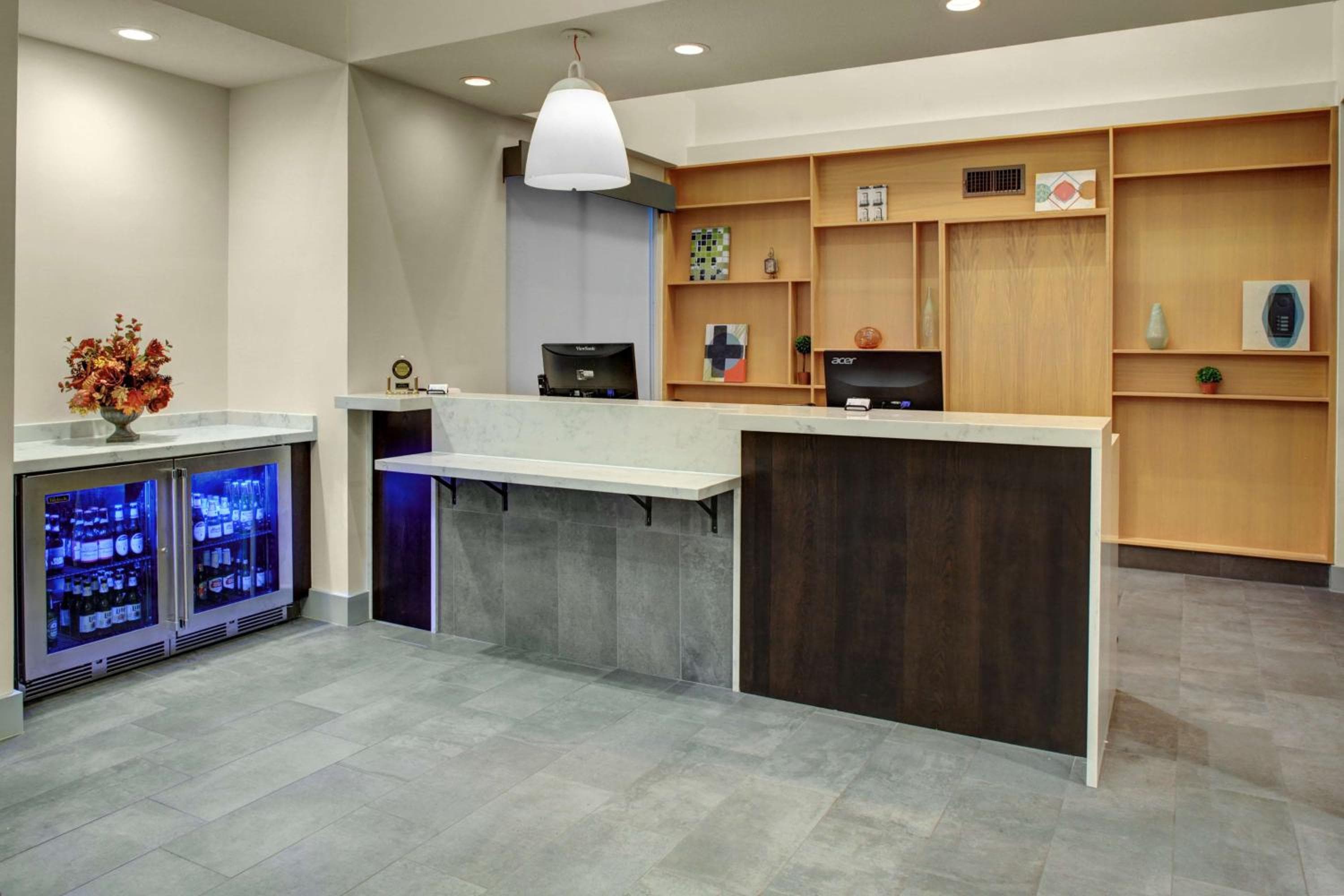 Hyatt House Dallas Lincoln Park: recepcion & lobby