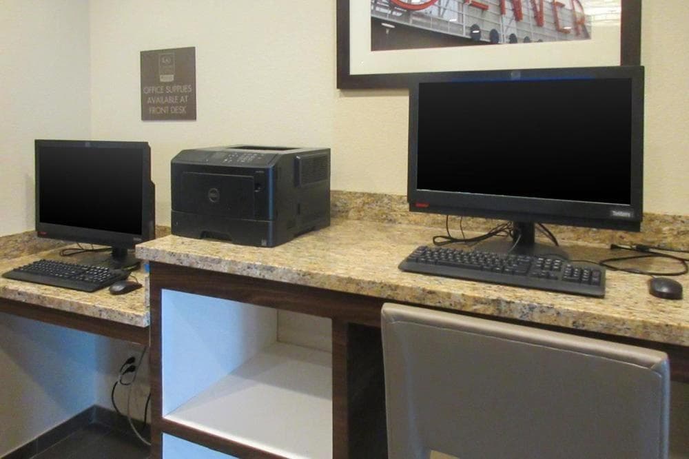 Comfort Suites Denver International Airport: other