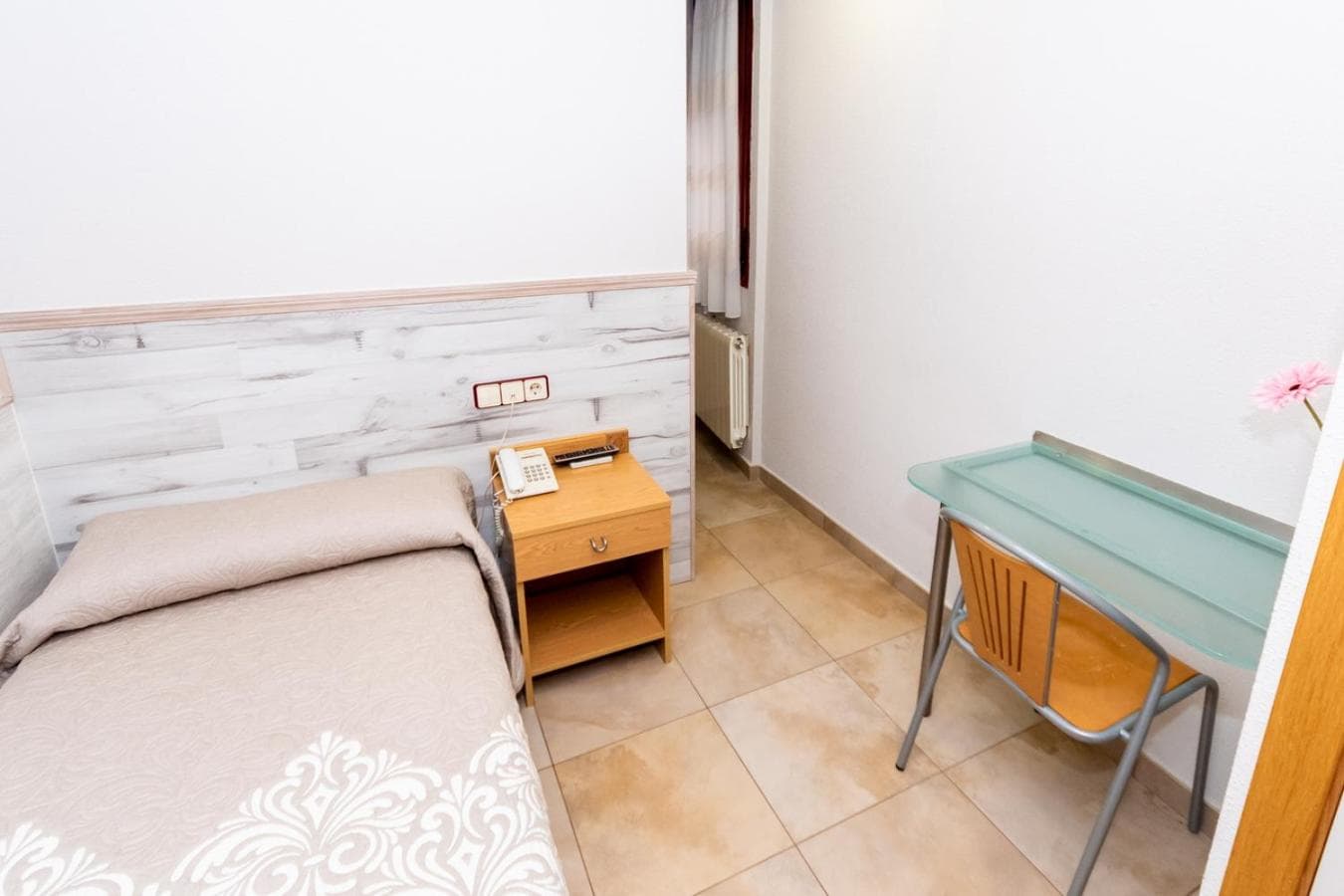 Hostal Viky
