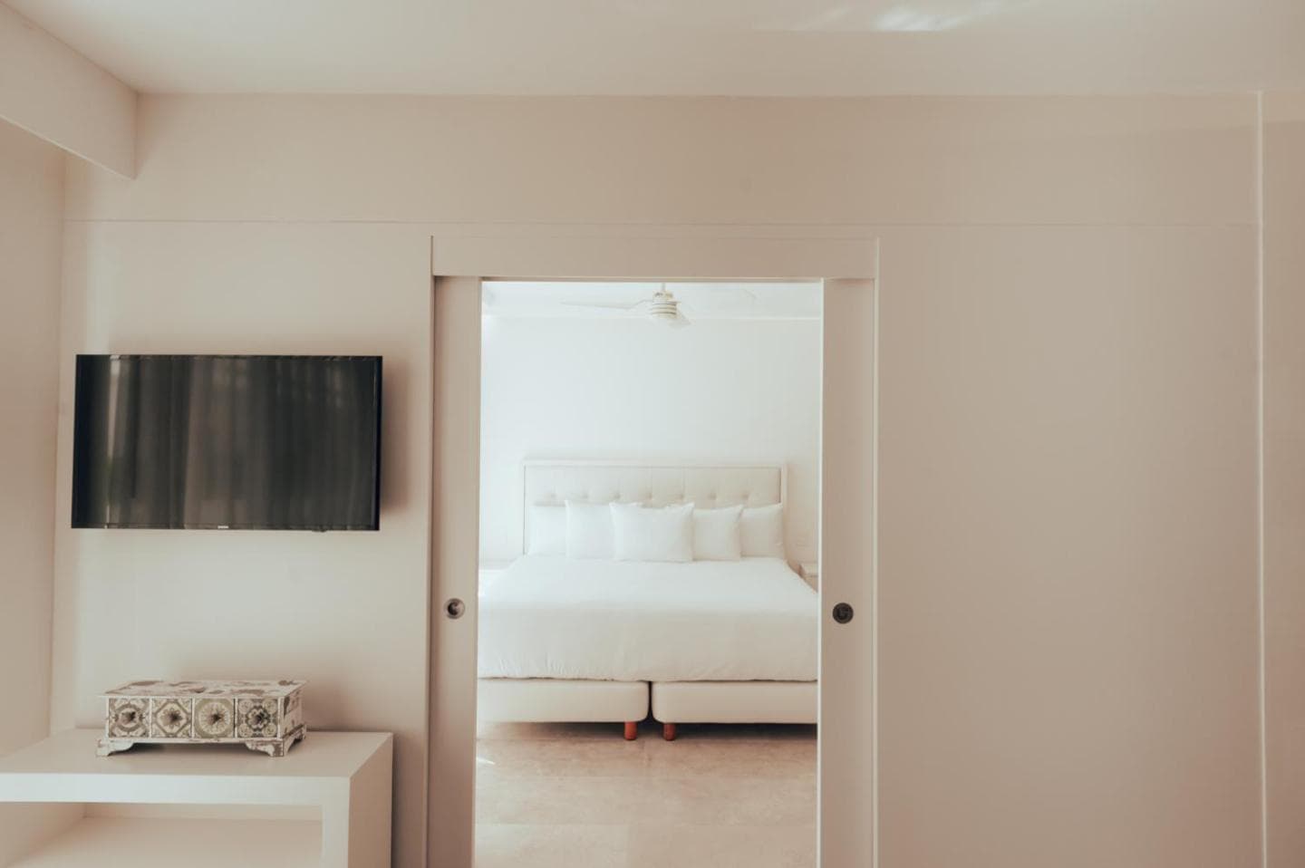 Antera Hotel & Residences