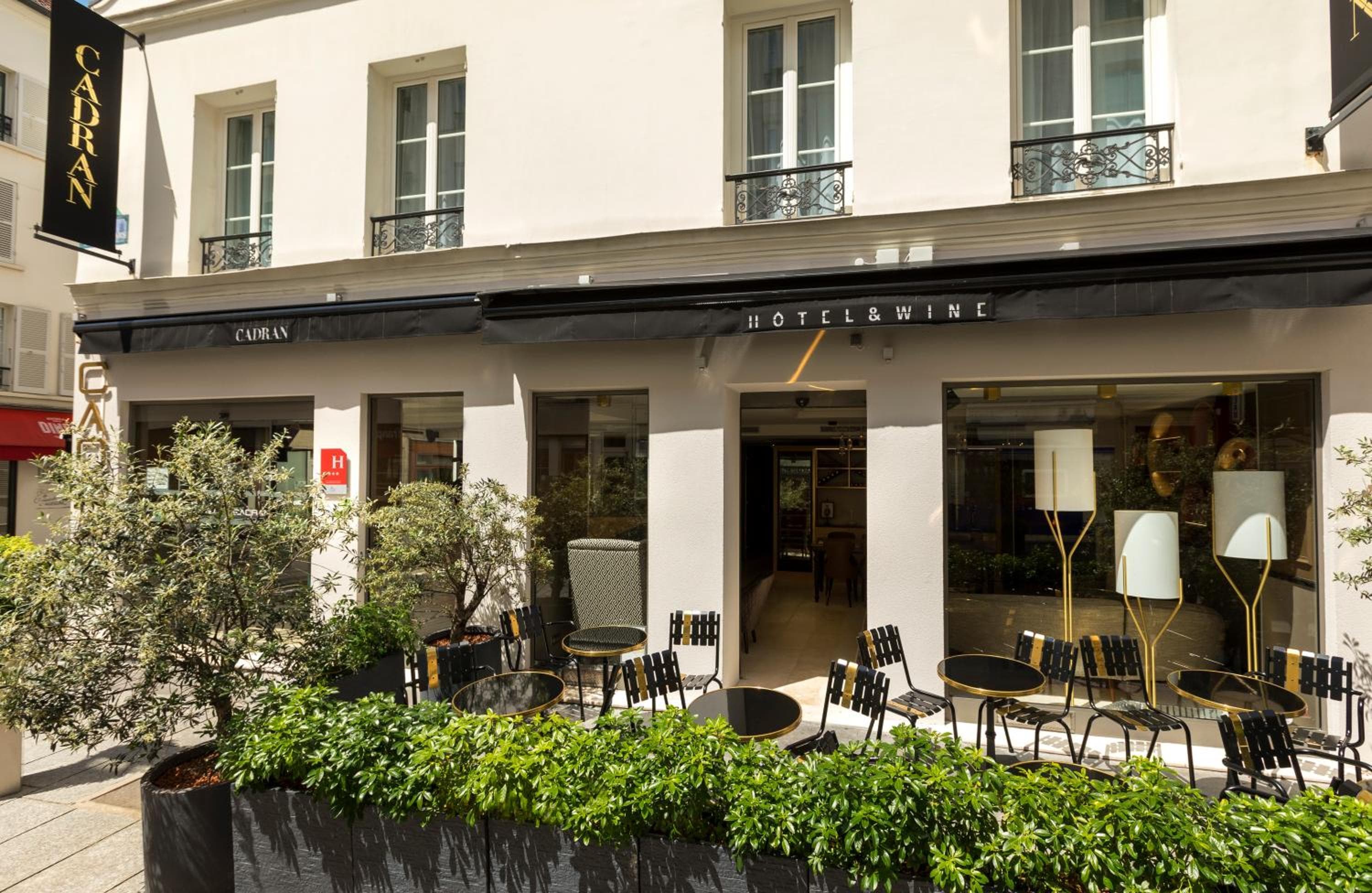 Hotel Du Cadran: building