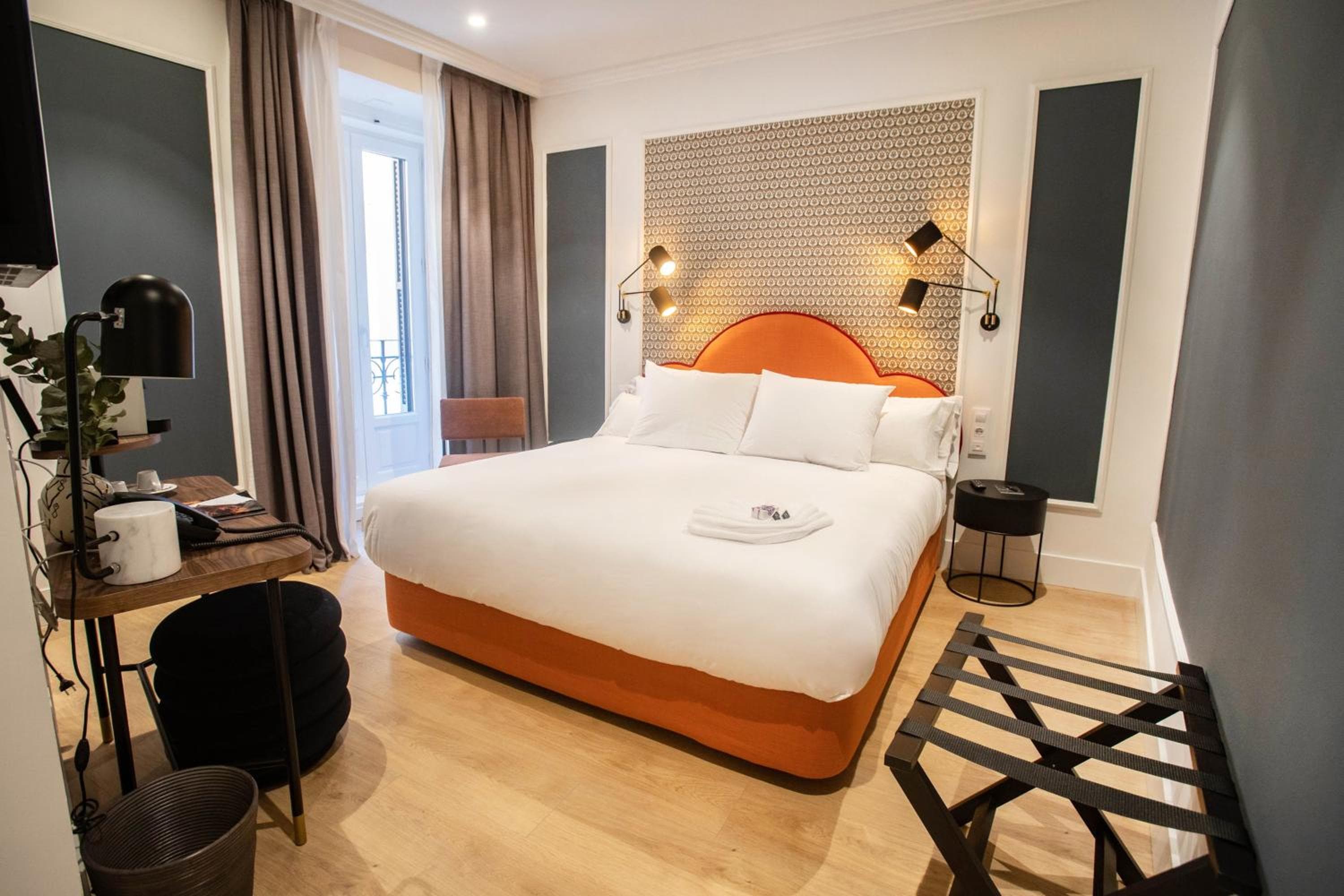 Soho Boutique Opera: hotel room