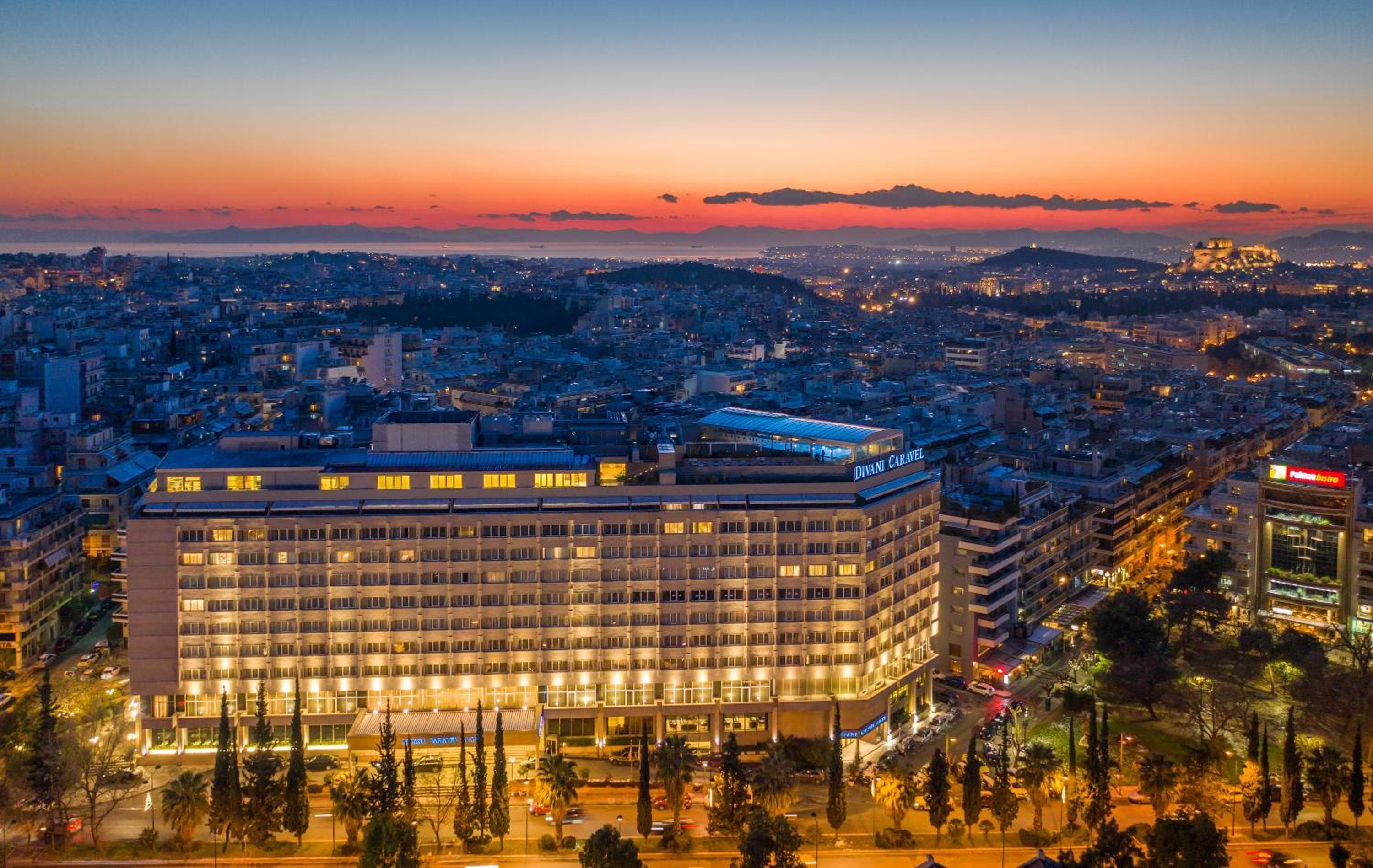 Divani Caravel: building