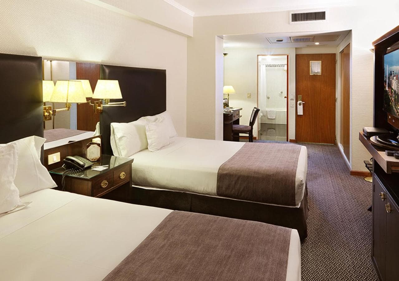 Hotel Dolmen: hotel room