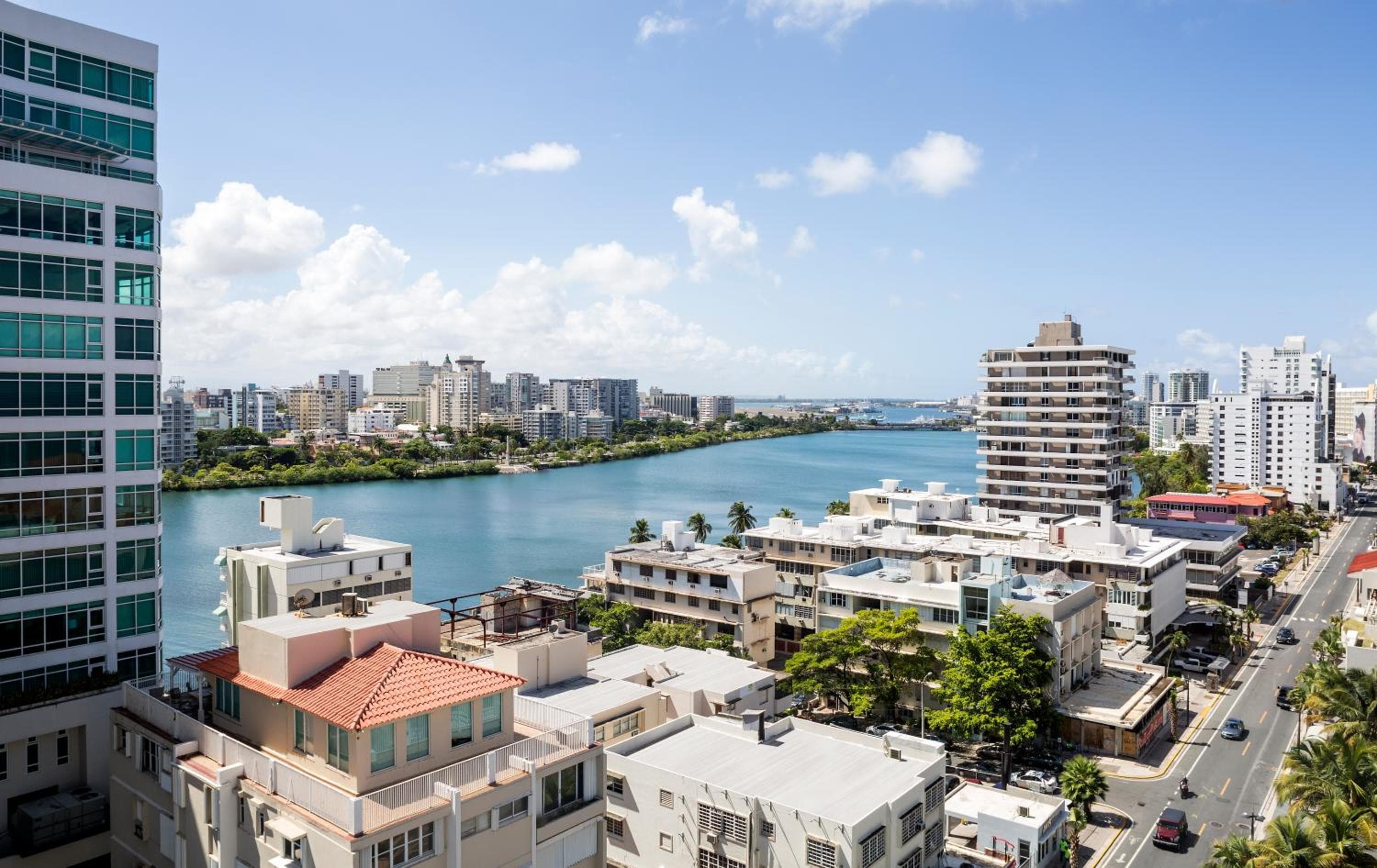 Condado Vanderbilt Hotel: building