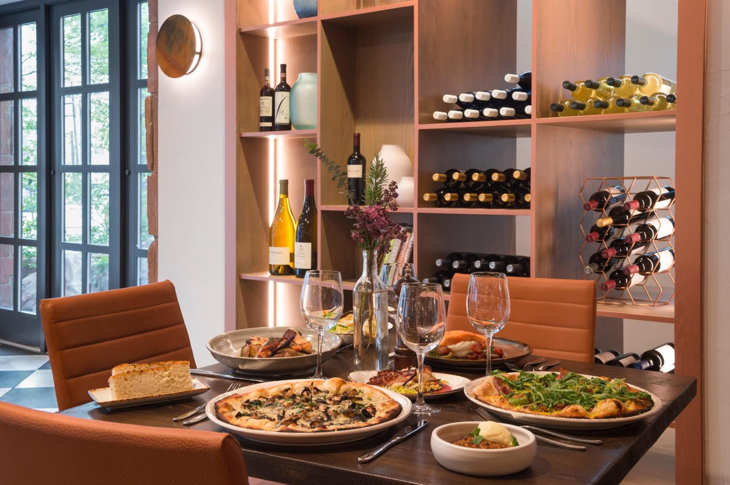 Warwick Denver: dining