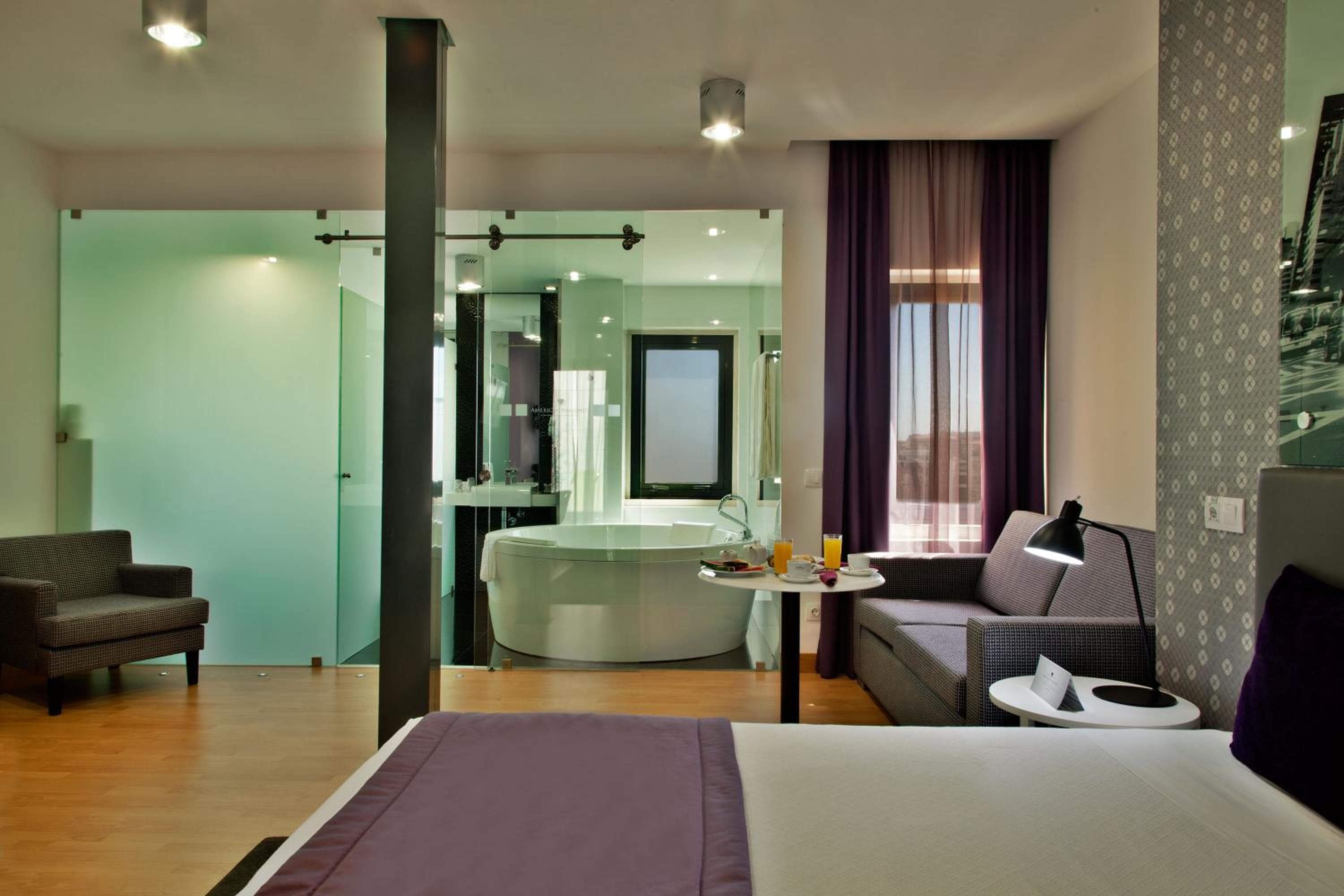 America Diamonds Hotel