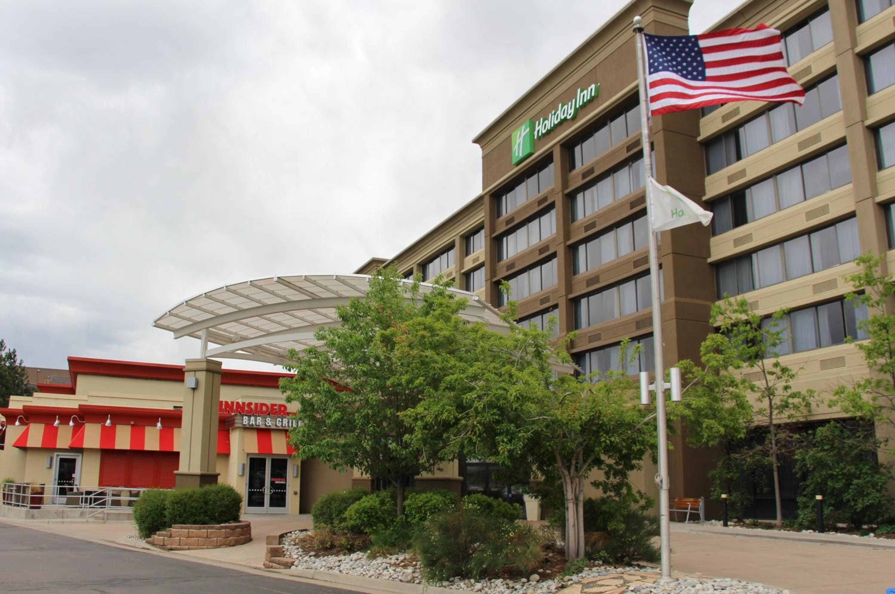 Holiday Inn Denver Lakewood by IHG: building