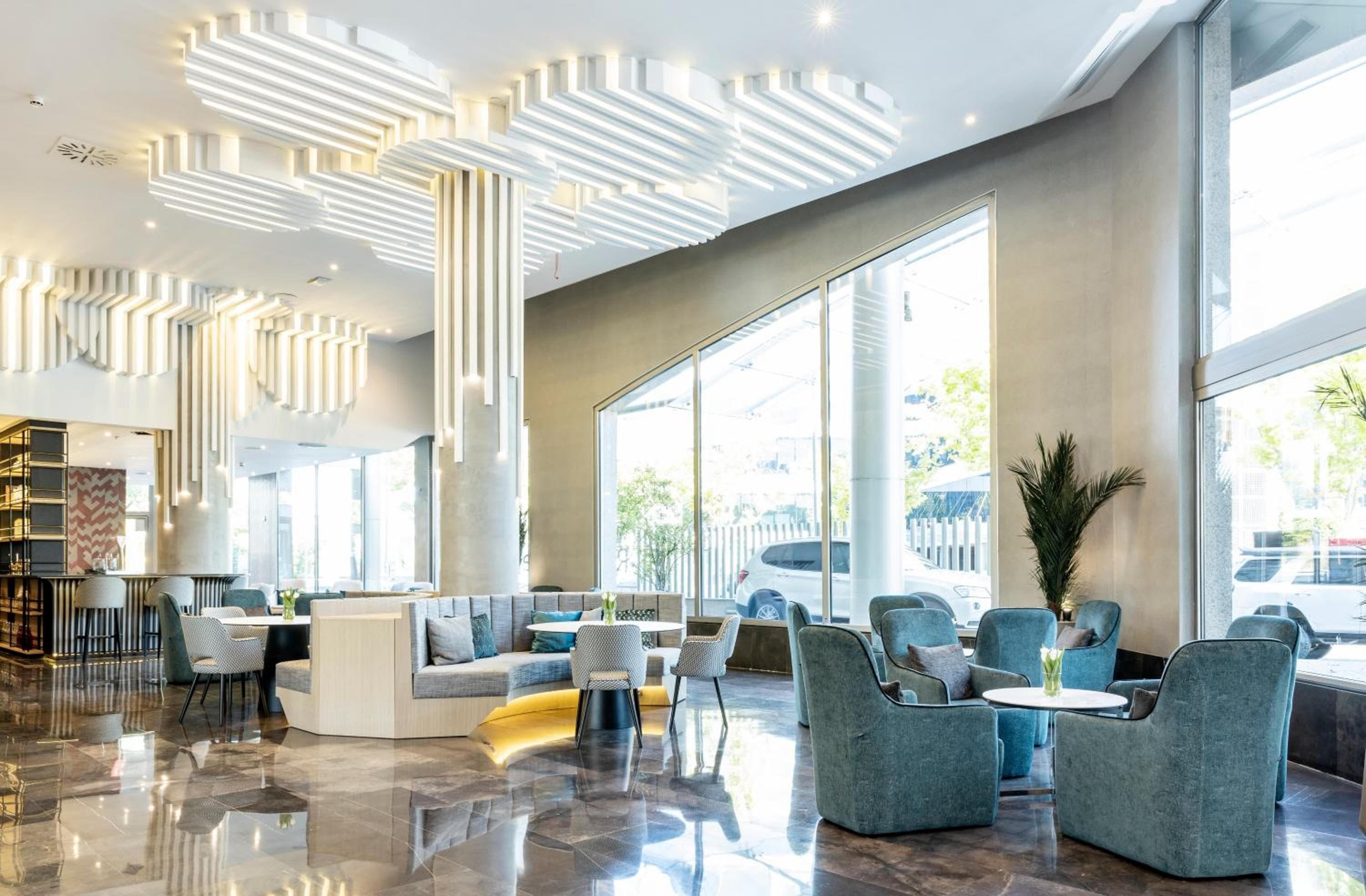 Ilunion Alcalá Norte: lounge