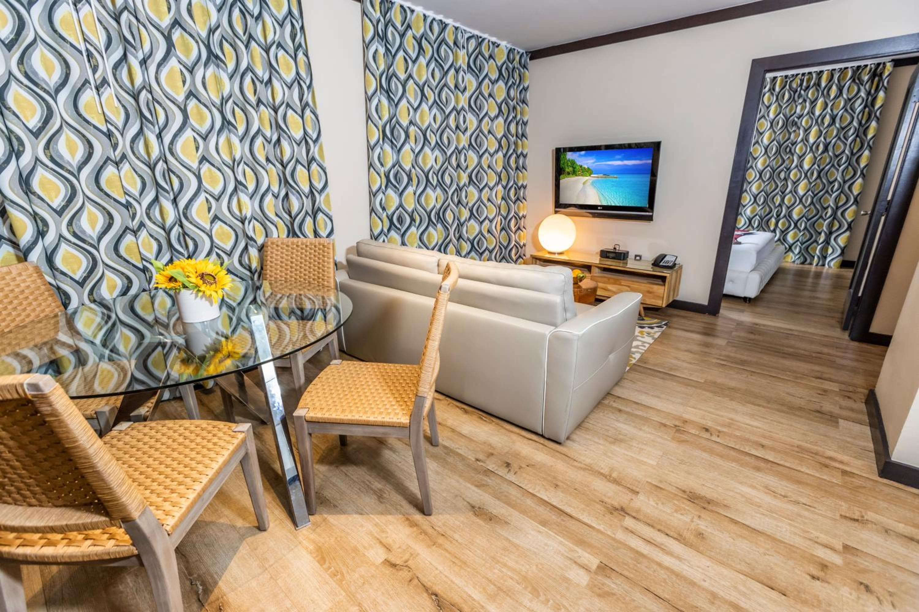 Metropole Suites South Beach: living area