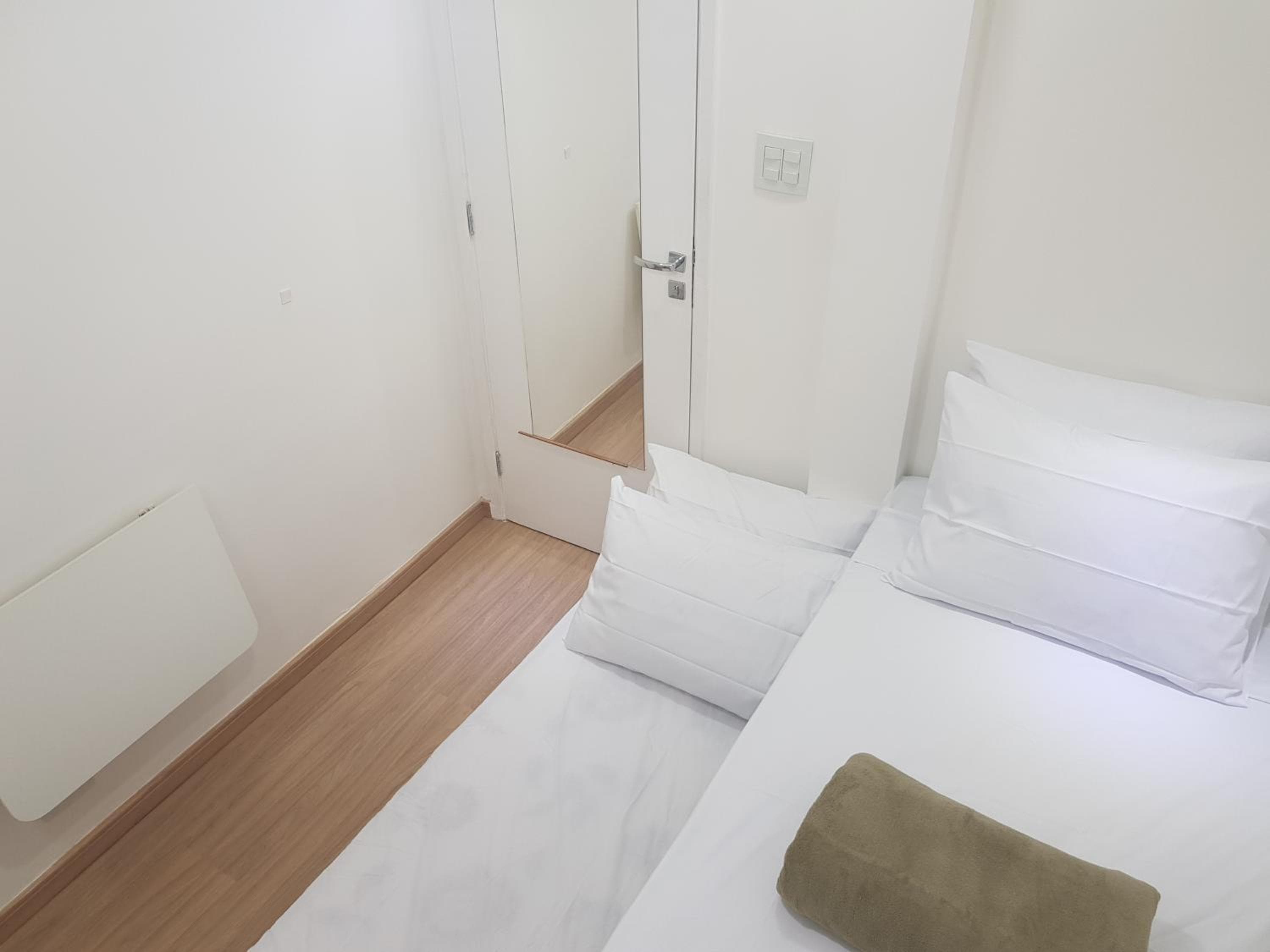 Quarto Privativo em Condominio