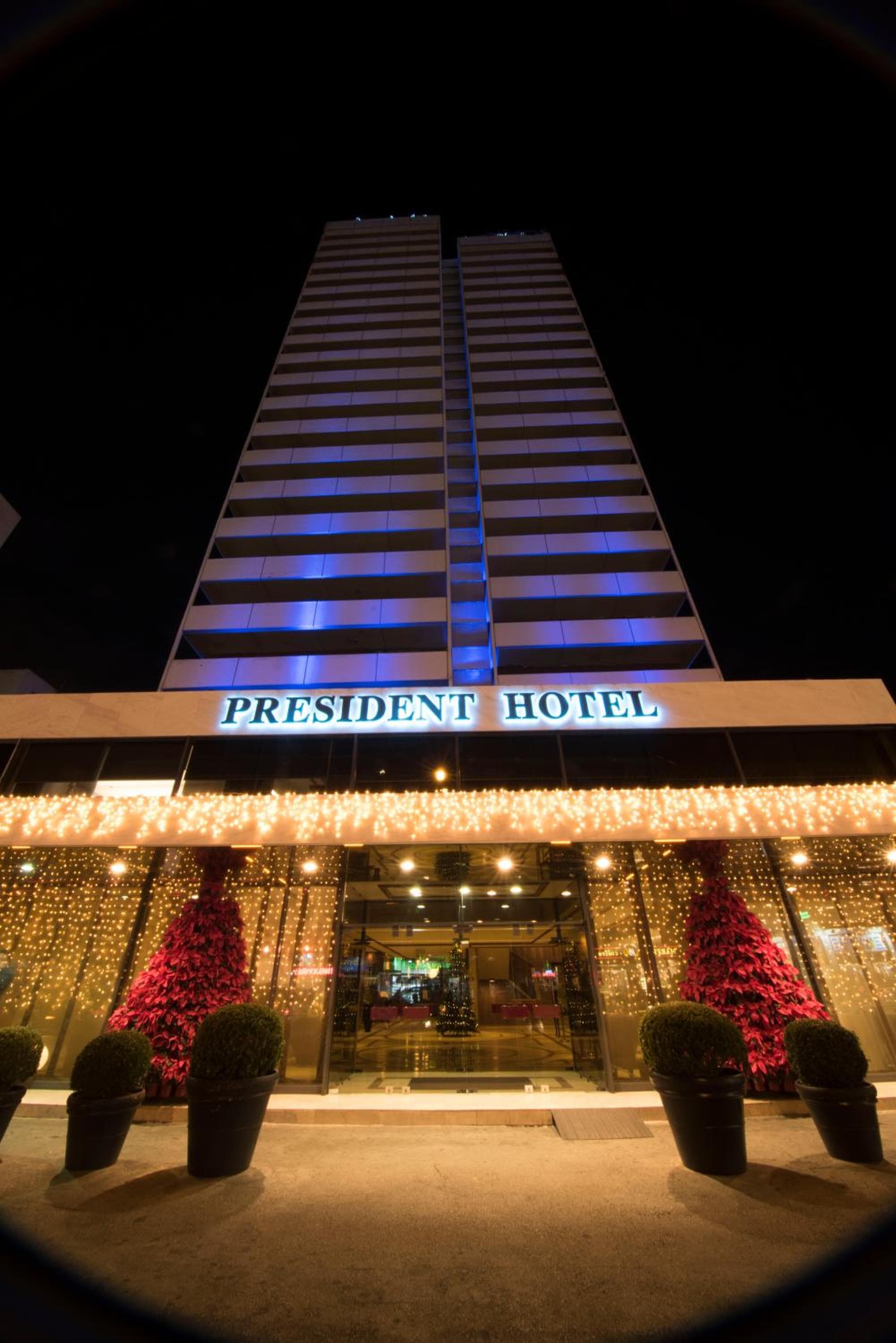 President Hotel Athens: building