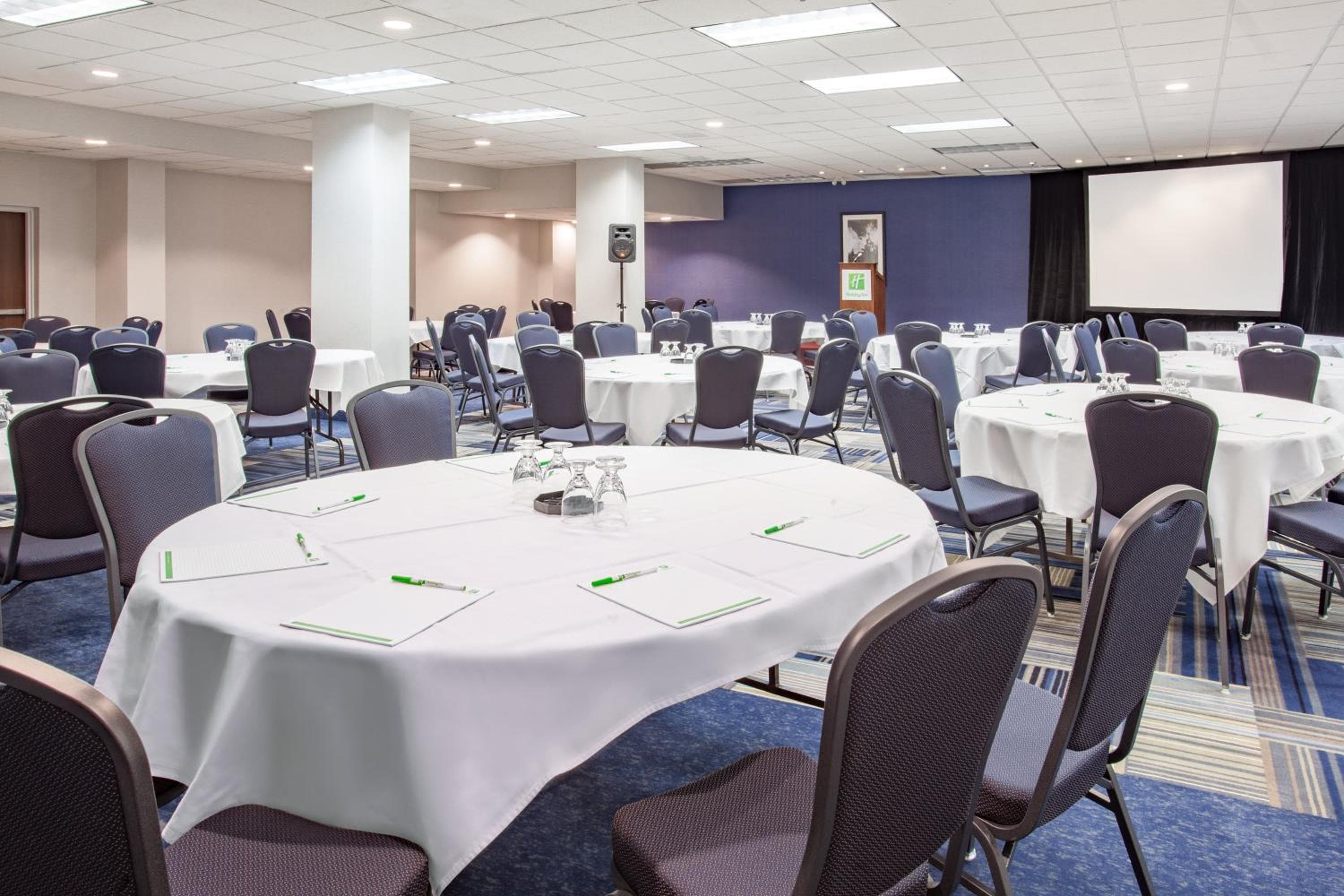 Holiday Inn Ottawa East by IHG