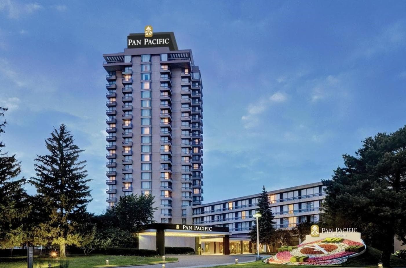 Crowne Plaza Toronto - North York by IHG: building