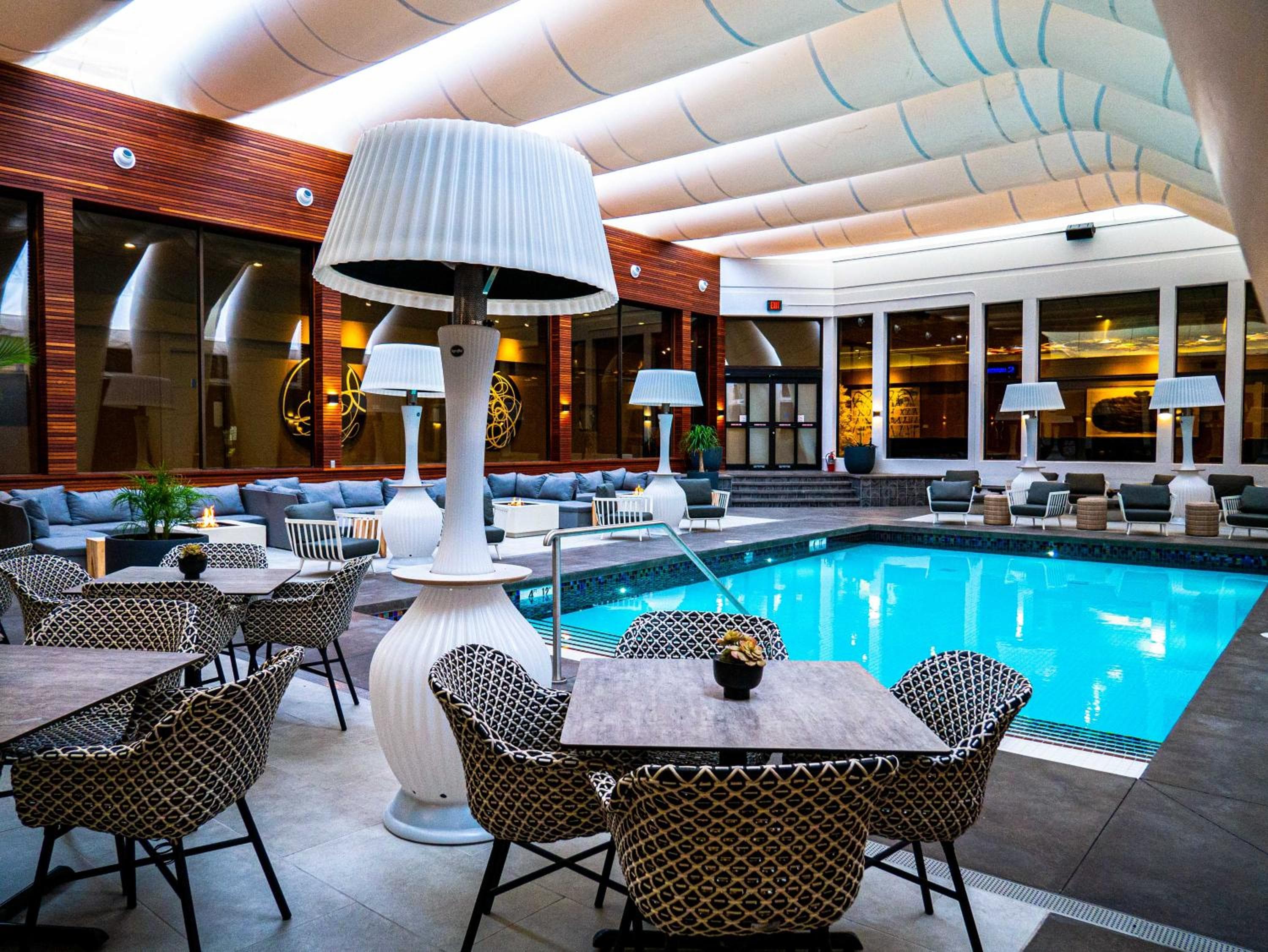 Hotel Arts: recepcion & lobby