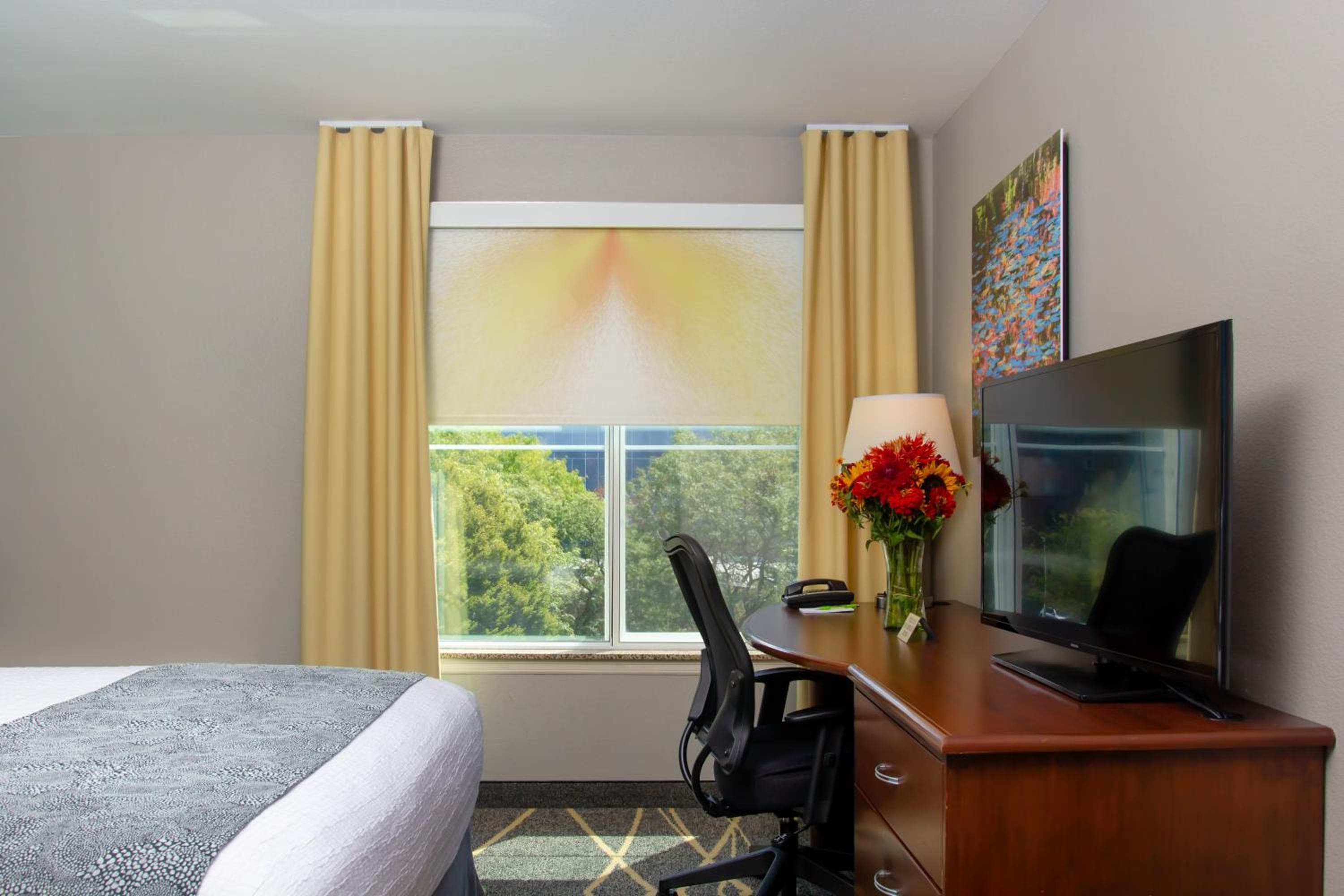 Belltown Inn