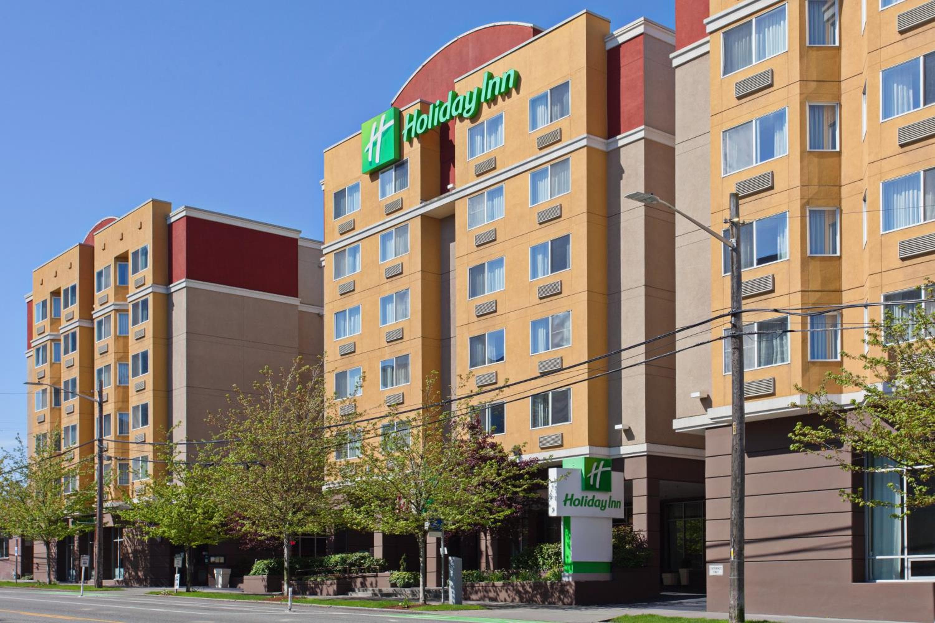 Holiday Inn Express & Suites Seattle Downtown - Lake Union by IHG: building