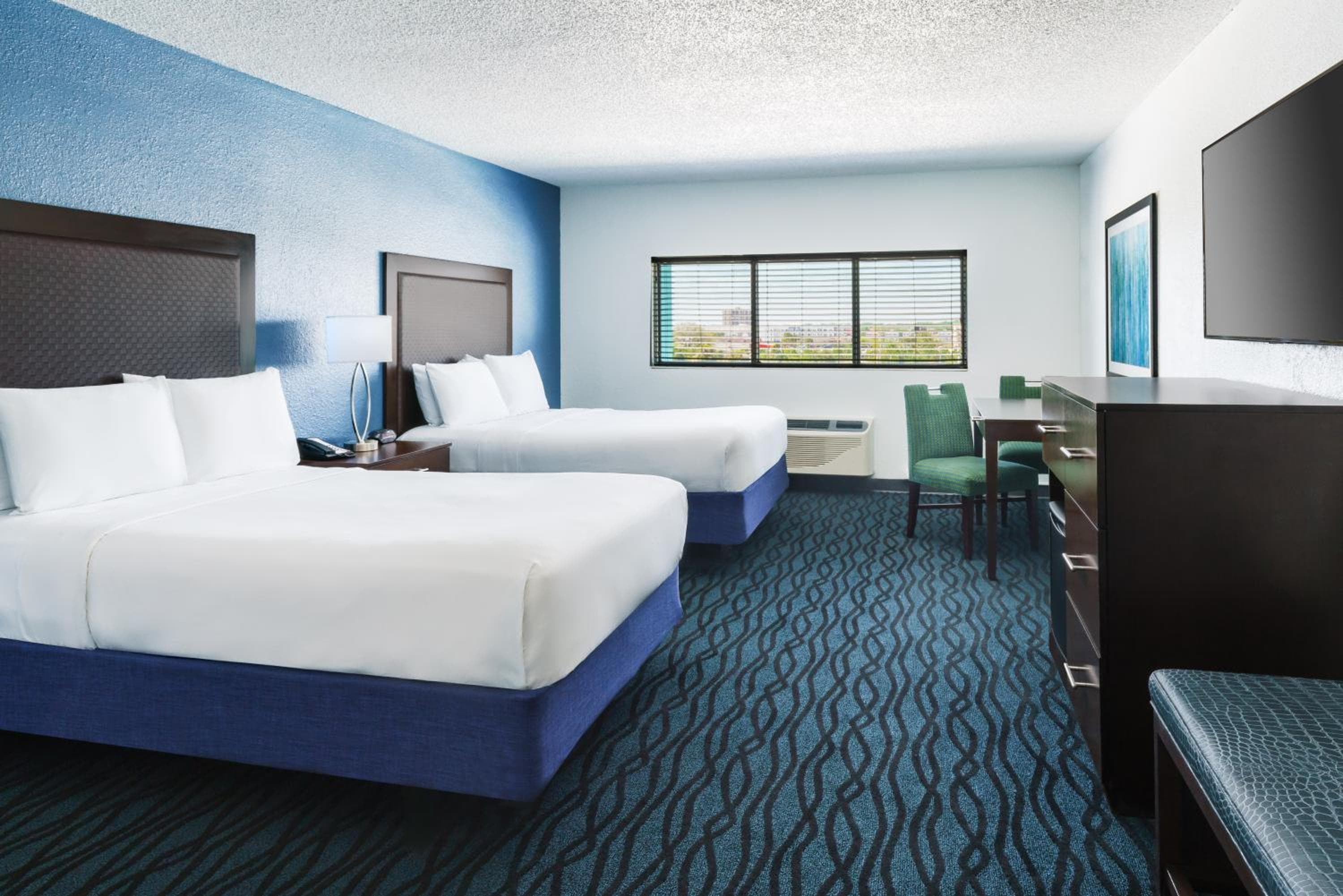 Coco Key Hotel & Water Park Resort: hotel room