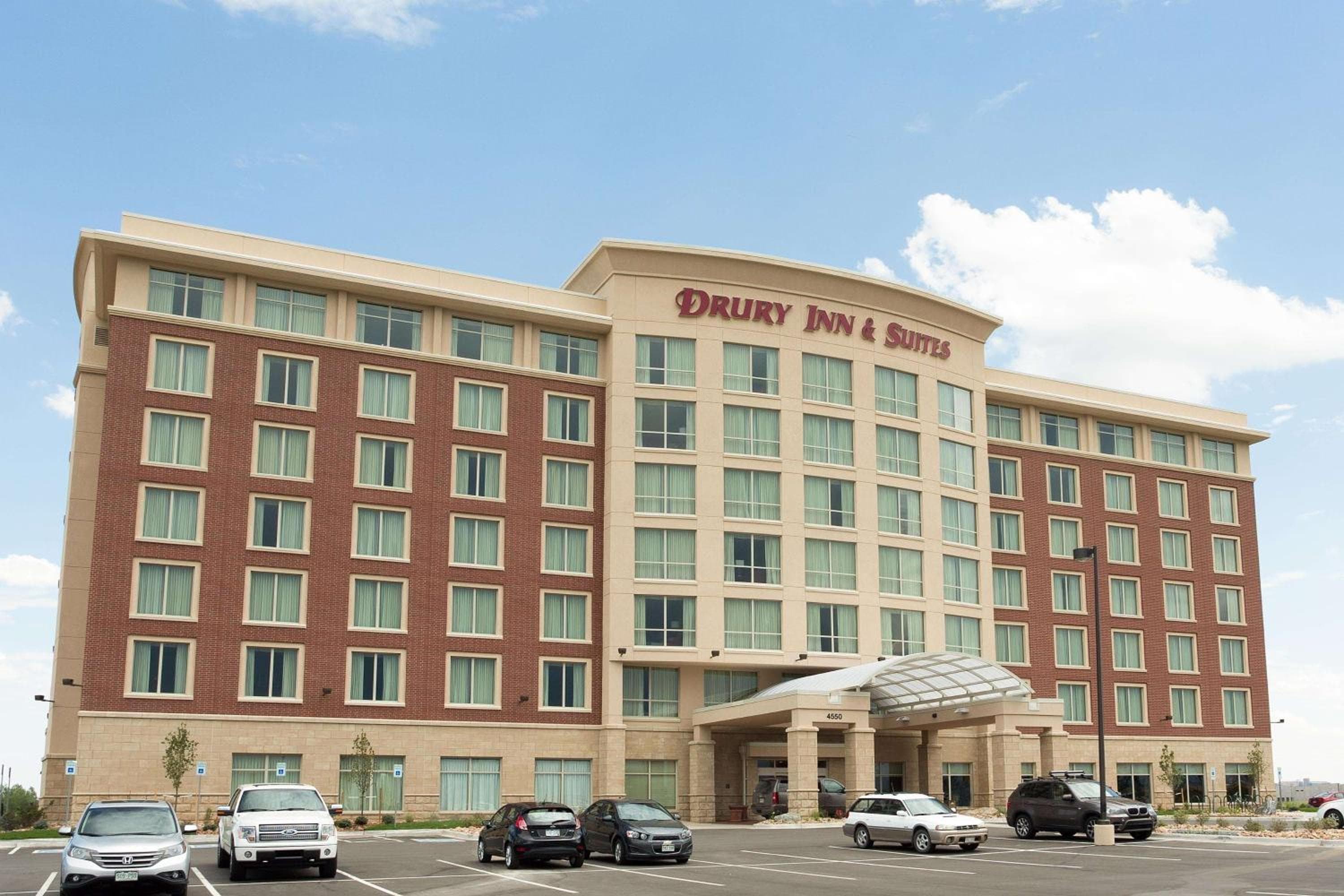 Drury Plaza Hotel Denver Central Park: building