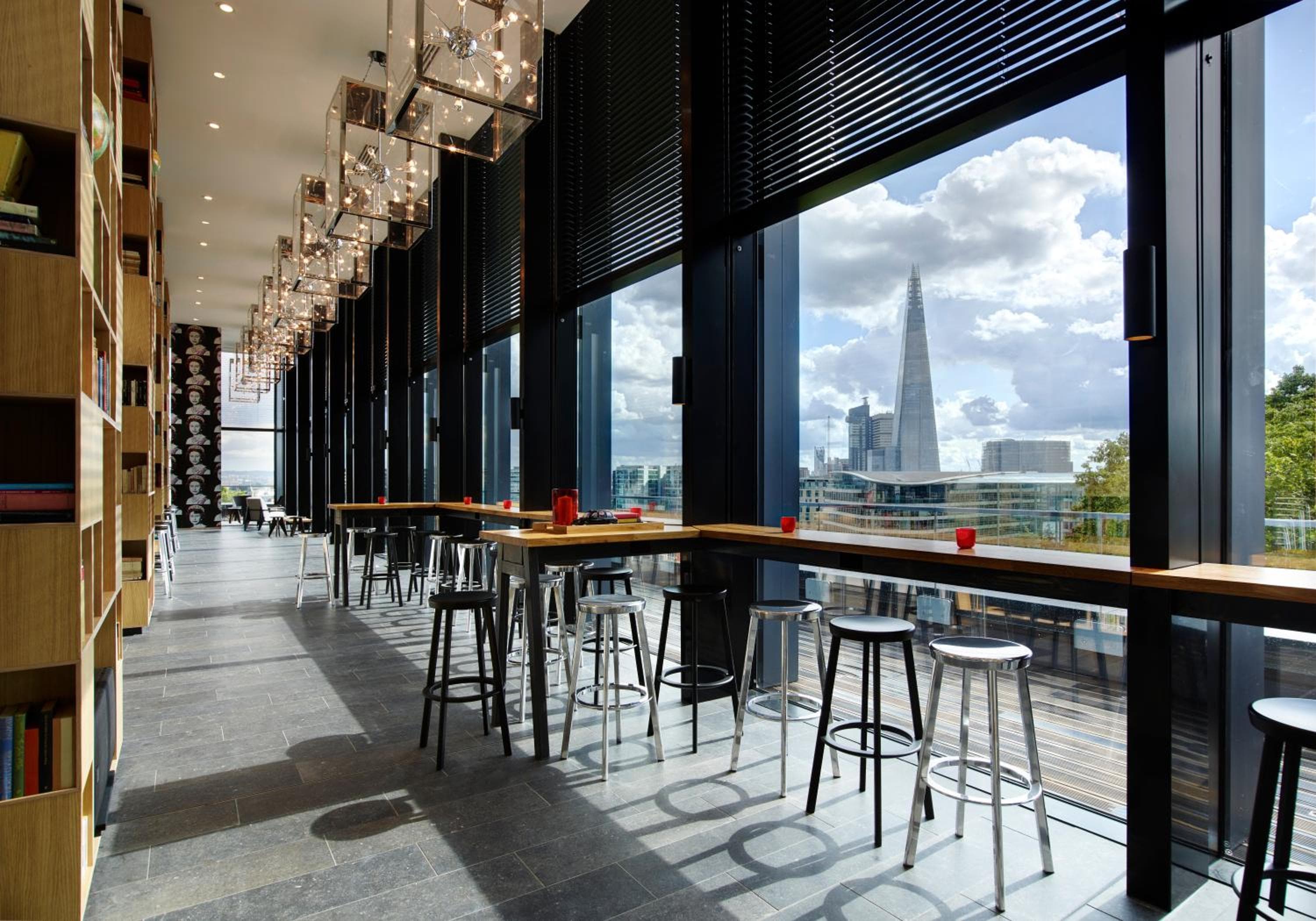 citizenM Tower of London: outdoor bbq area